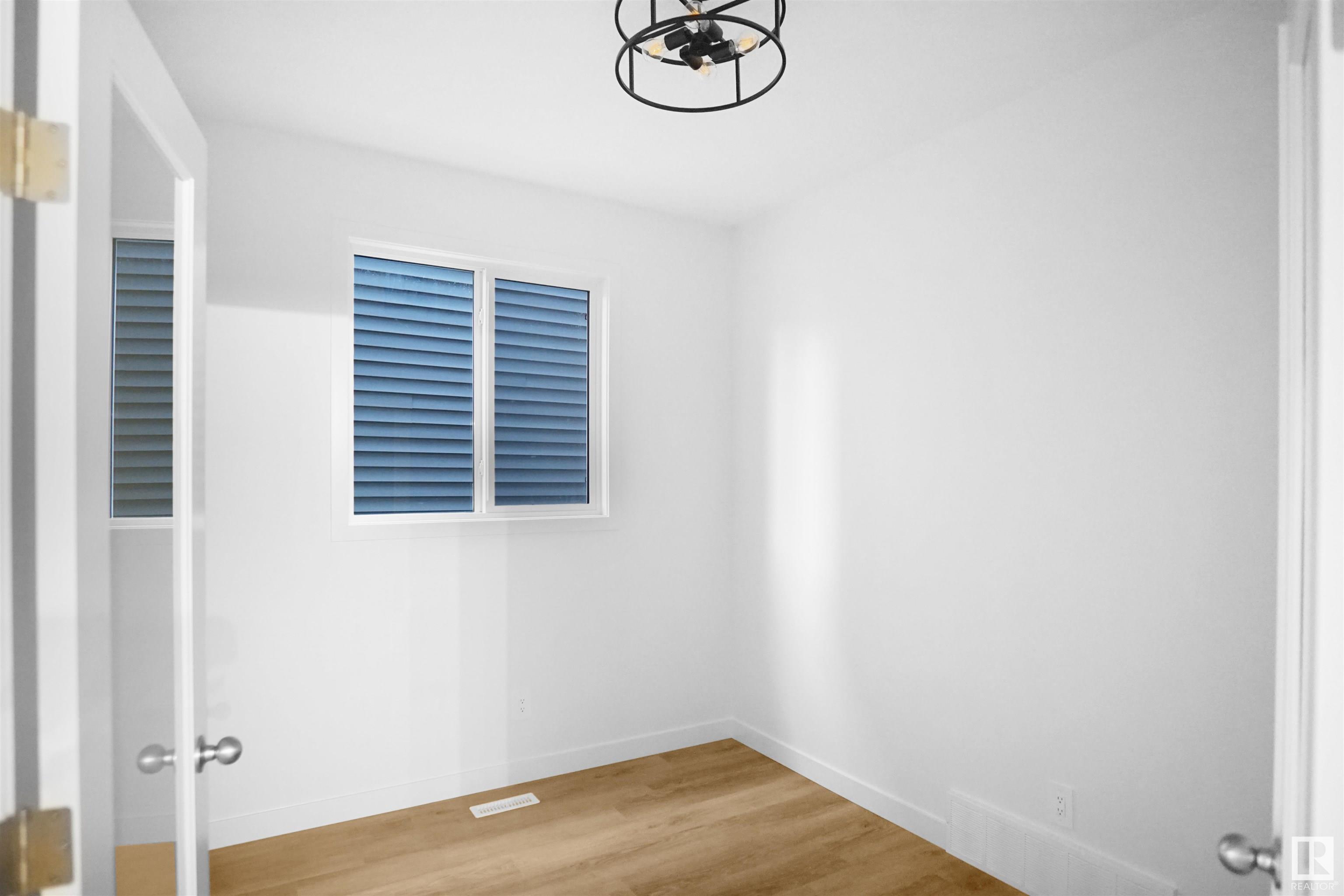      275 GLENRIDDING RAVINE RD SW , Edmonton,  ,T6W 5C3 ;  Listing Number: MLS E4416552