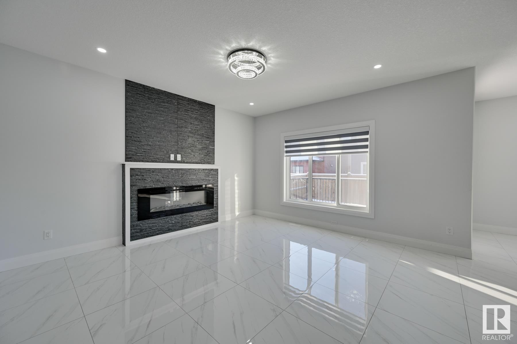      38 ELWYCK GA , Spruce Grove,  ,T7X 0Z2 ;  Listing Number: MLS E4416574