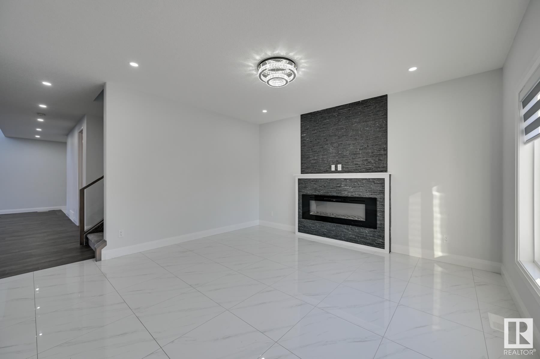      38 ELWYCK GA , Spruce Grove,  ,T7X 0Z2 ;  Listing Number: MLS E4416574