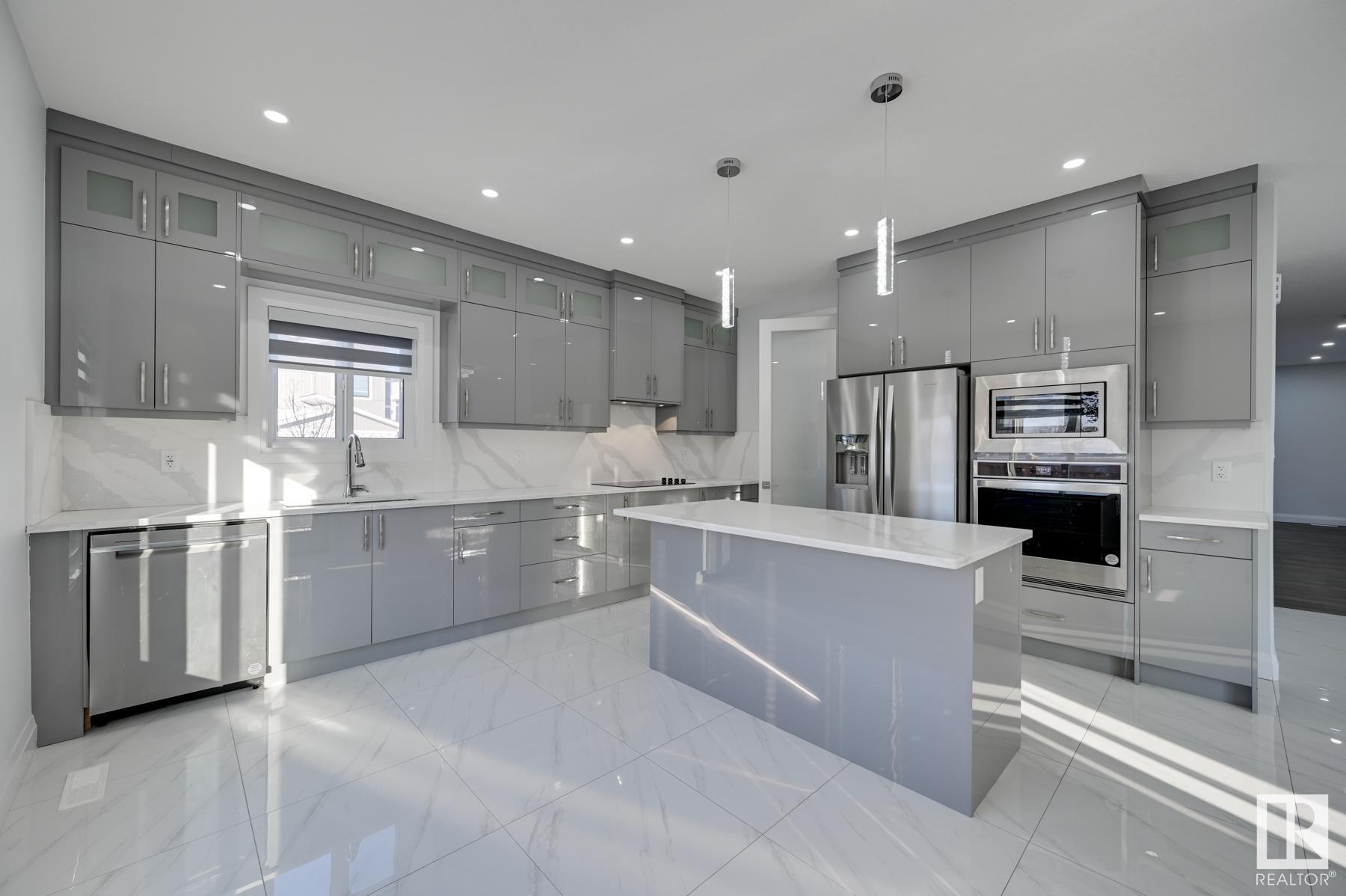      38 ELWYCK GA , Spruce Grove,  ,T7X 0Z2 ;  Listing Number: MLS E4416574