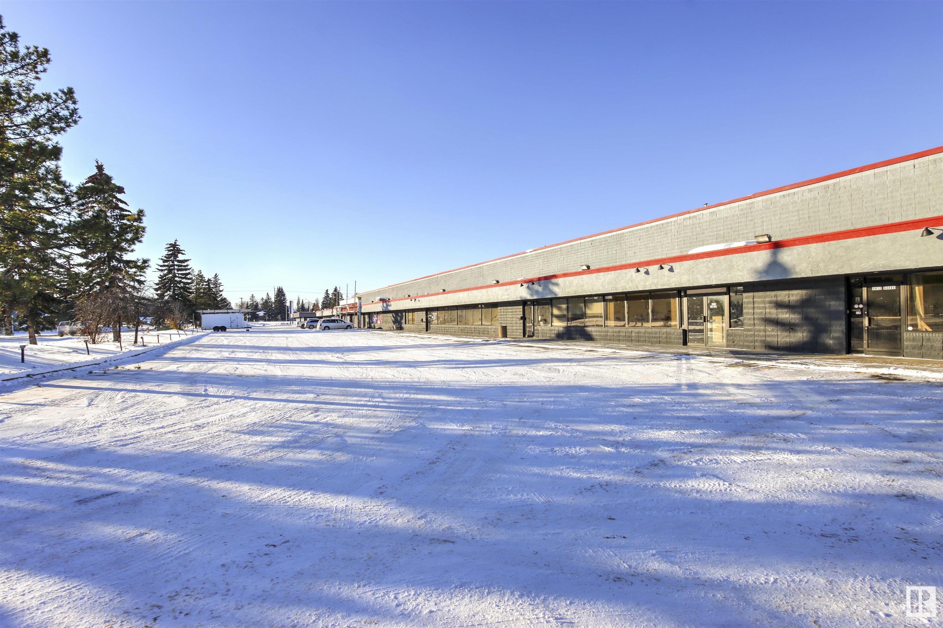      4990 93 AV NW NW , Edmonton,  ,T6B 2L7 ;  Listing Number: MLS E4416576