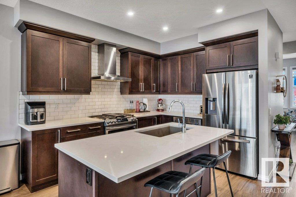      9621 230 ST NW , Edmonton,  ,T5T 7R3 ;  Listing Number: MLS E4416583