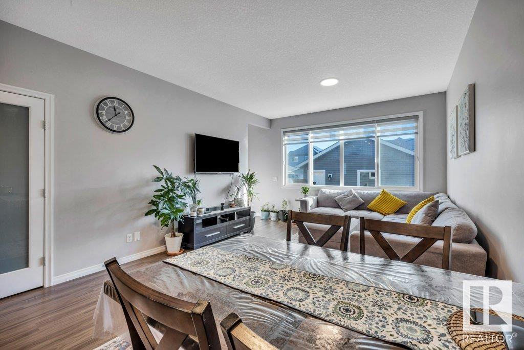      9621 230 ST NW , Edmonton,  ,T5T 7R3 ;  Listing Number: MLS E4416583