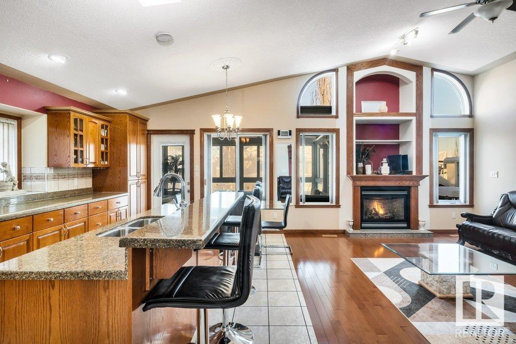      16105 73A ST NW , Edmonton,  ,T5Z 3T7 ;  Listing Number: MLS E4416584