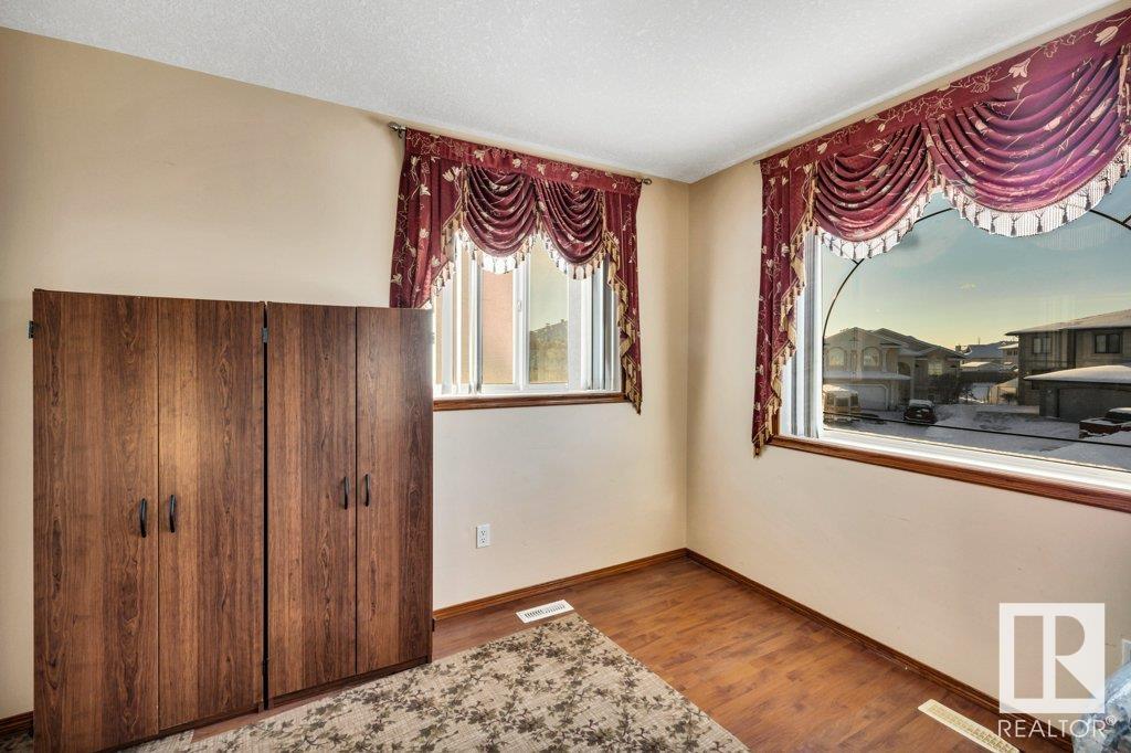      16105 73A ST NW , Edmonton,  ,T5Z 3T7 ;  Listing Number: MLS E4416584