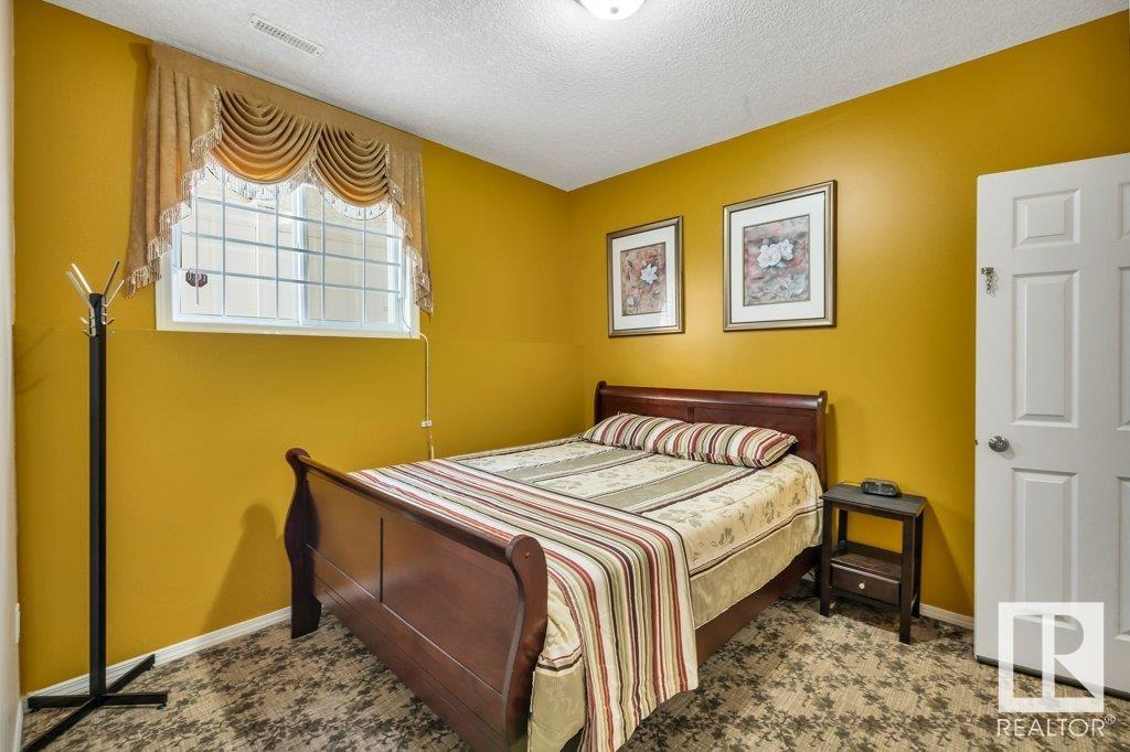      16105 73A ST NW , Edmonton,  ,T5Z 3T7 ;  Listing Number: MLS E4416584