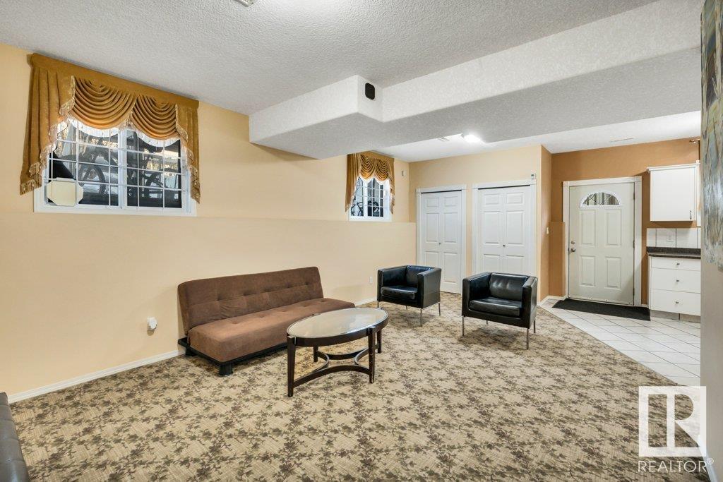      16105 73A ST NW , Edmonton,  ,T5Z 3T7 ;  Listing Number: MLS E4416584
