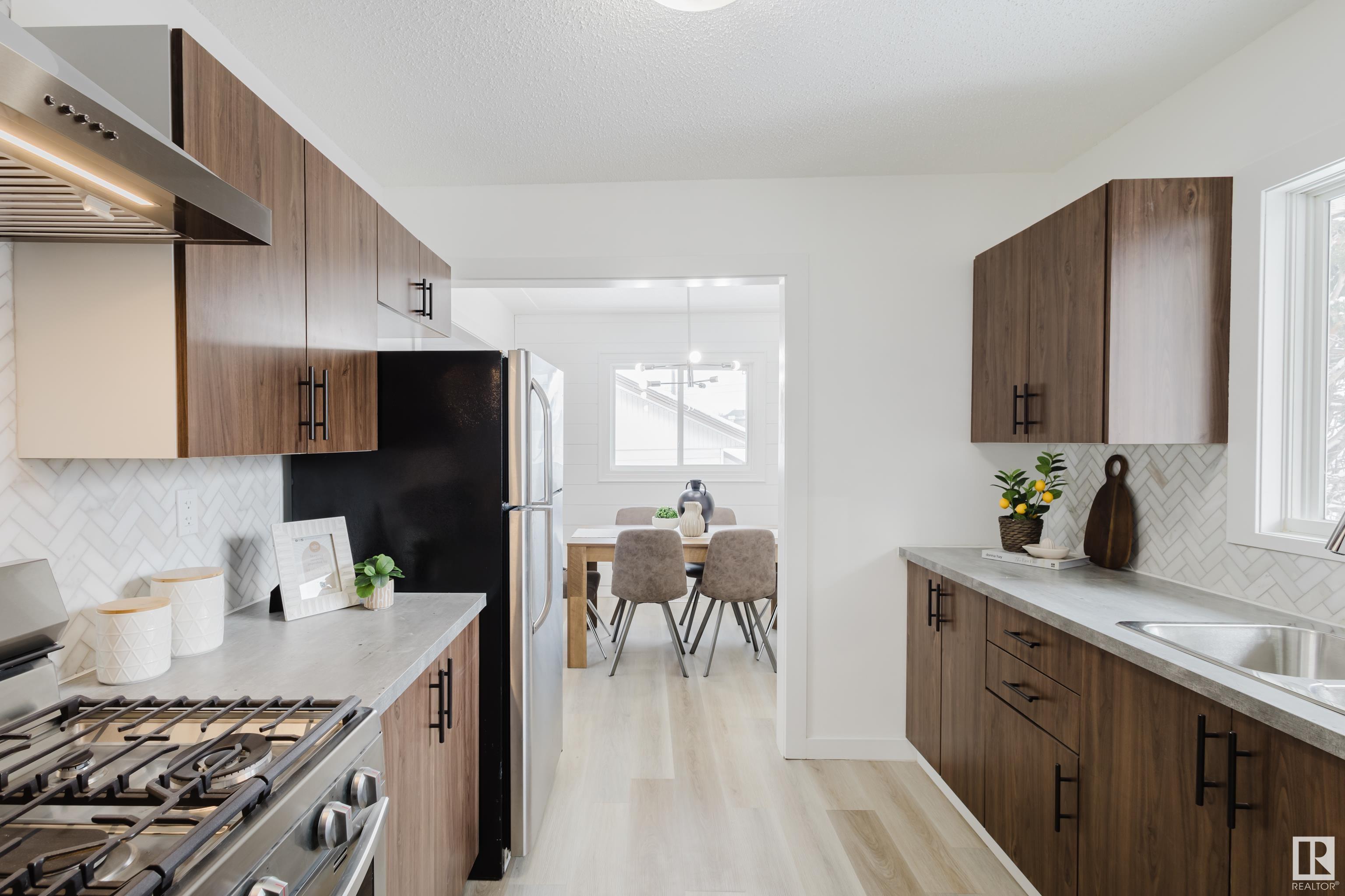      10403 65 AV NW , Edmonton,  ,T6H 1V2 ;  Listing Number: MLS E4416592
