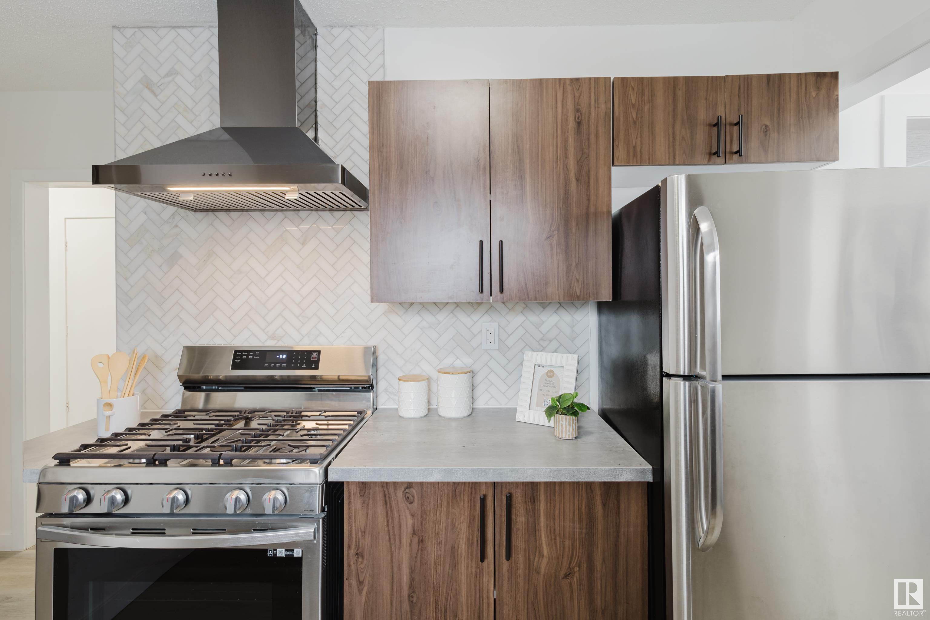      10403 65 AV NW , Edmonton,  ,T6H 1V2 ;  Listing Number: MLS E4416592