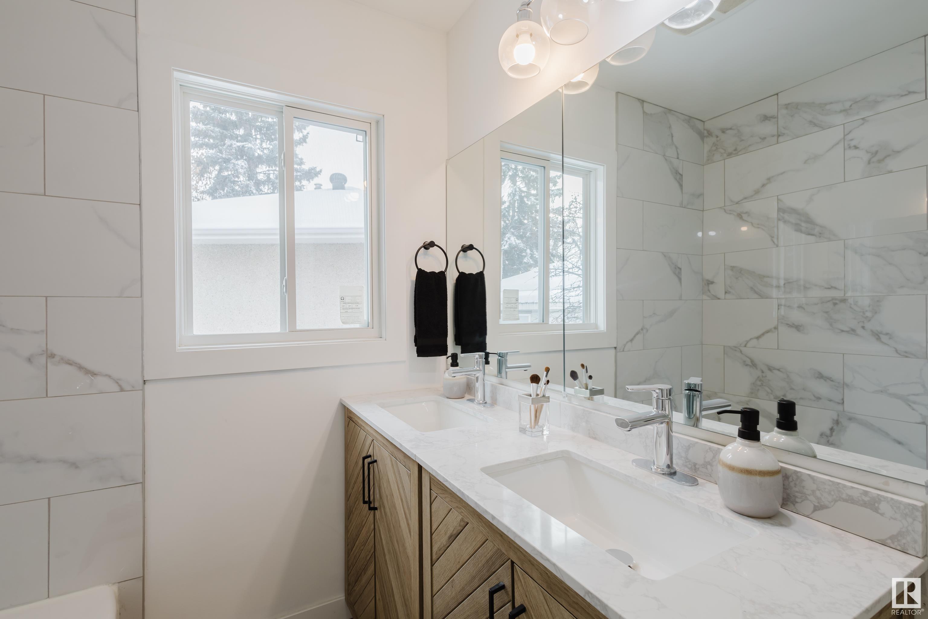      10403 65 AV NW , Edmonton,  ,T6H 1V2 ;  Listing Number: MLS E4416592