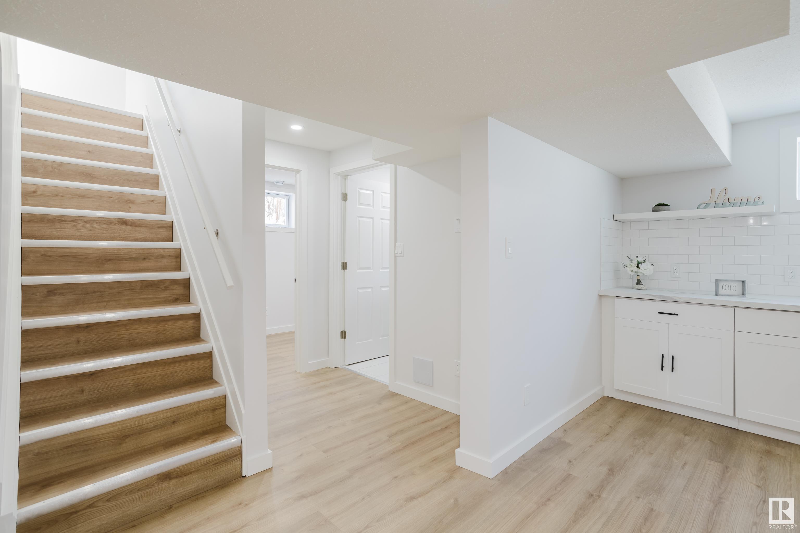      10403 65 AV NW , Edmonton,  ,T6H 1V2 ;  Listing Number: MLS E4416592