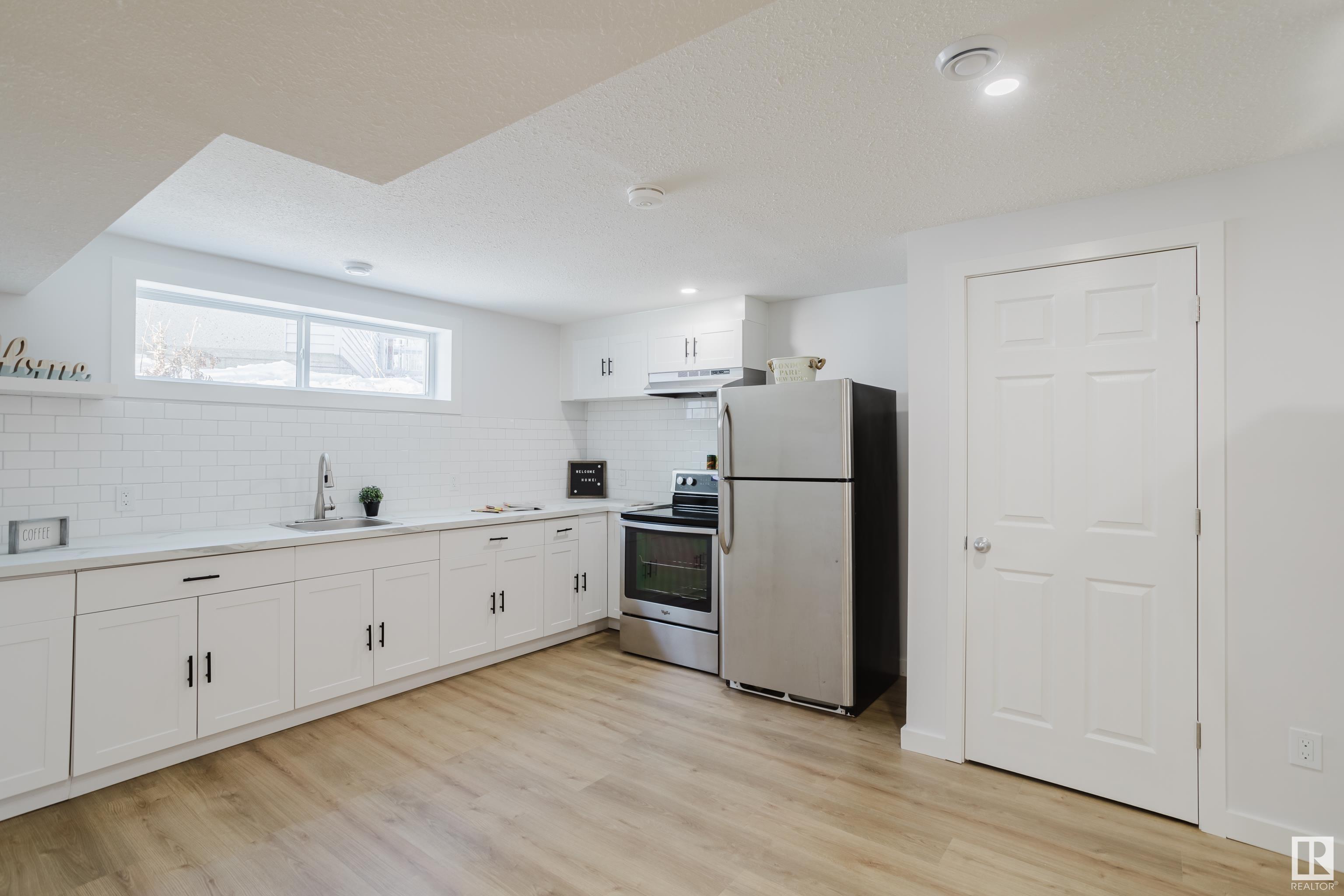      10403 65 AV NW , Edmonton,  ,T6H 1V2 ;  Listing Number: MLS E4416592