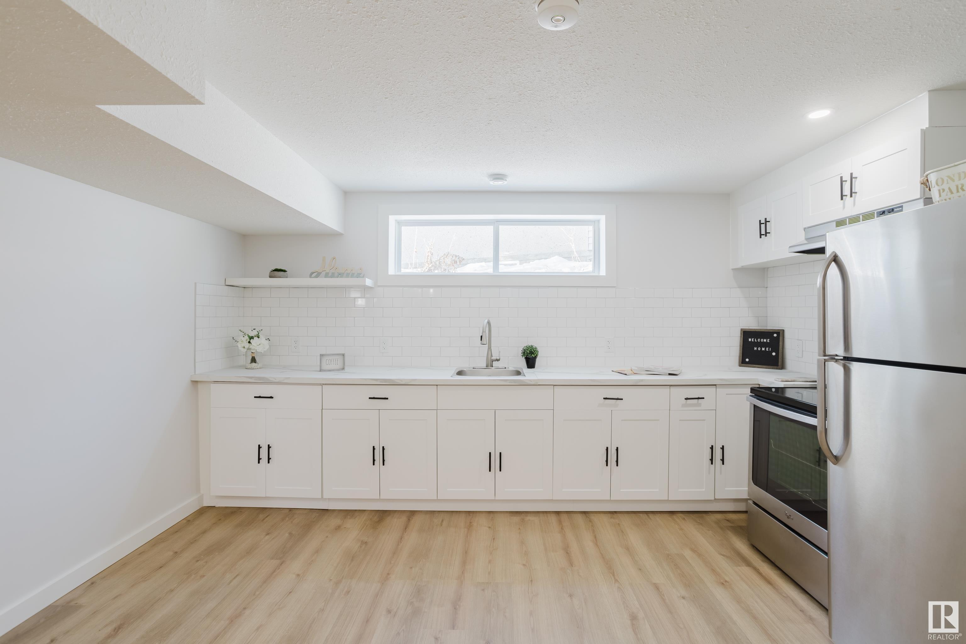      10403 65 AV NW , Edmonton,  ,T6H 1V2 ;  Listing Number: MLS E4416592