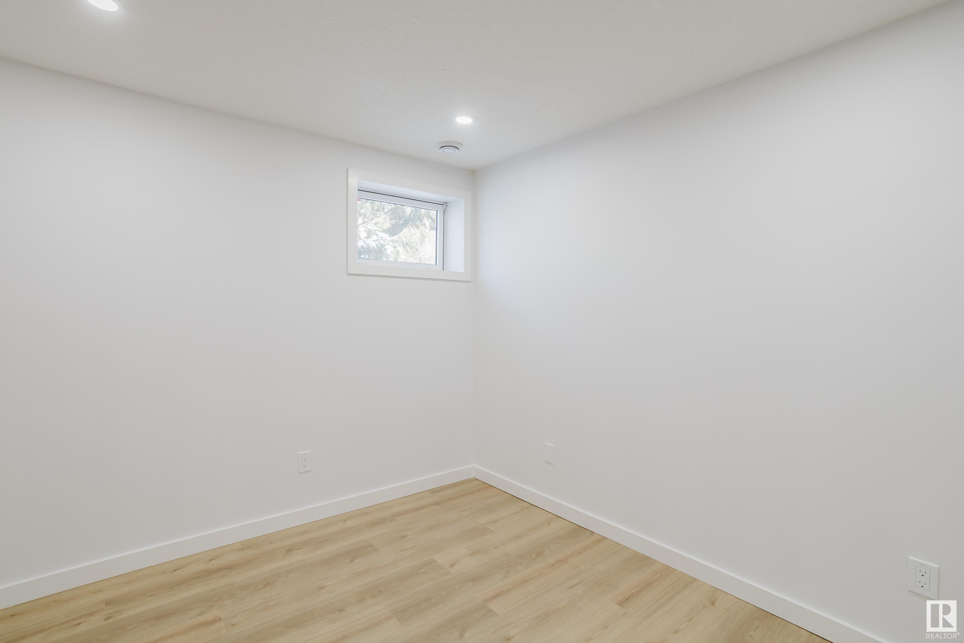      10403 65 AV NW , Edmonton,  ,T6H 1V2 ;  Listing Number: MLS E4416592