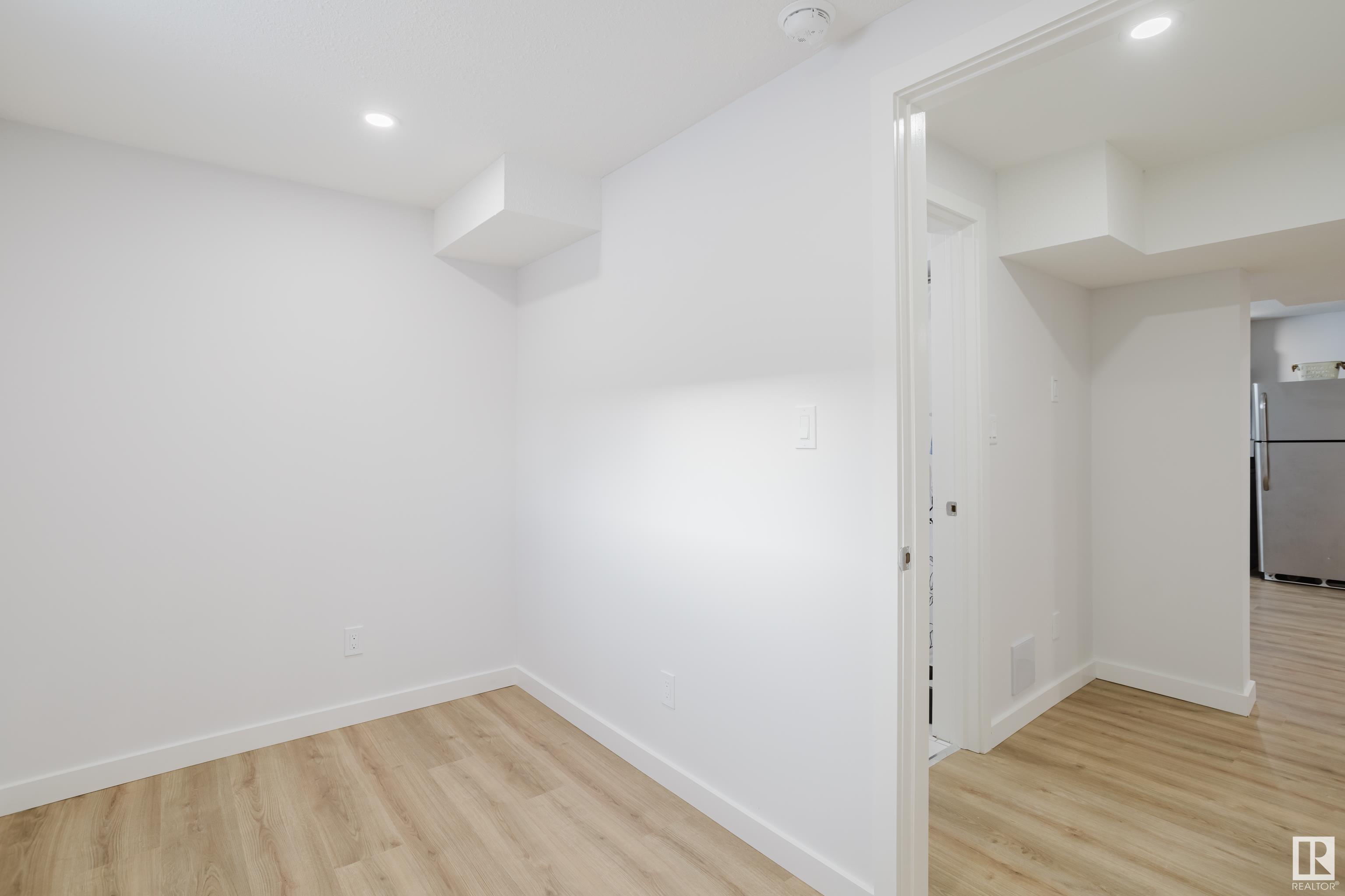      10403 65 AV NW , Edmonton,  ,T6H 1V2 ;  Listing Number: MLS E4416592