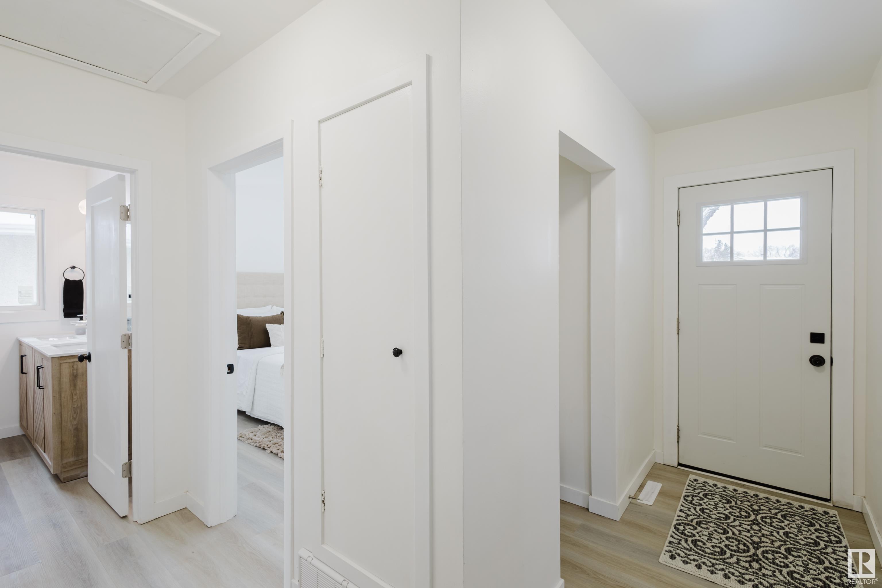      10403 65 AV NW , Edmonton,  ,T6H 1V2 ;  Listing Number: MLS E4416592