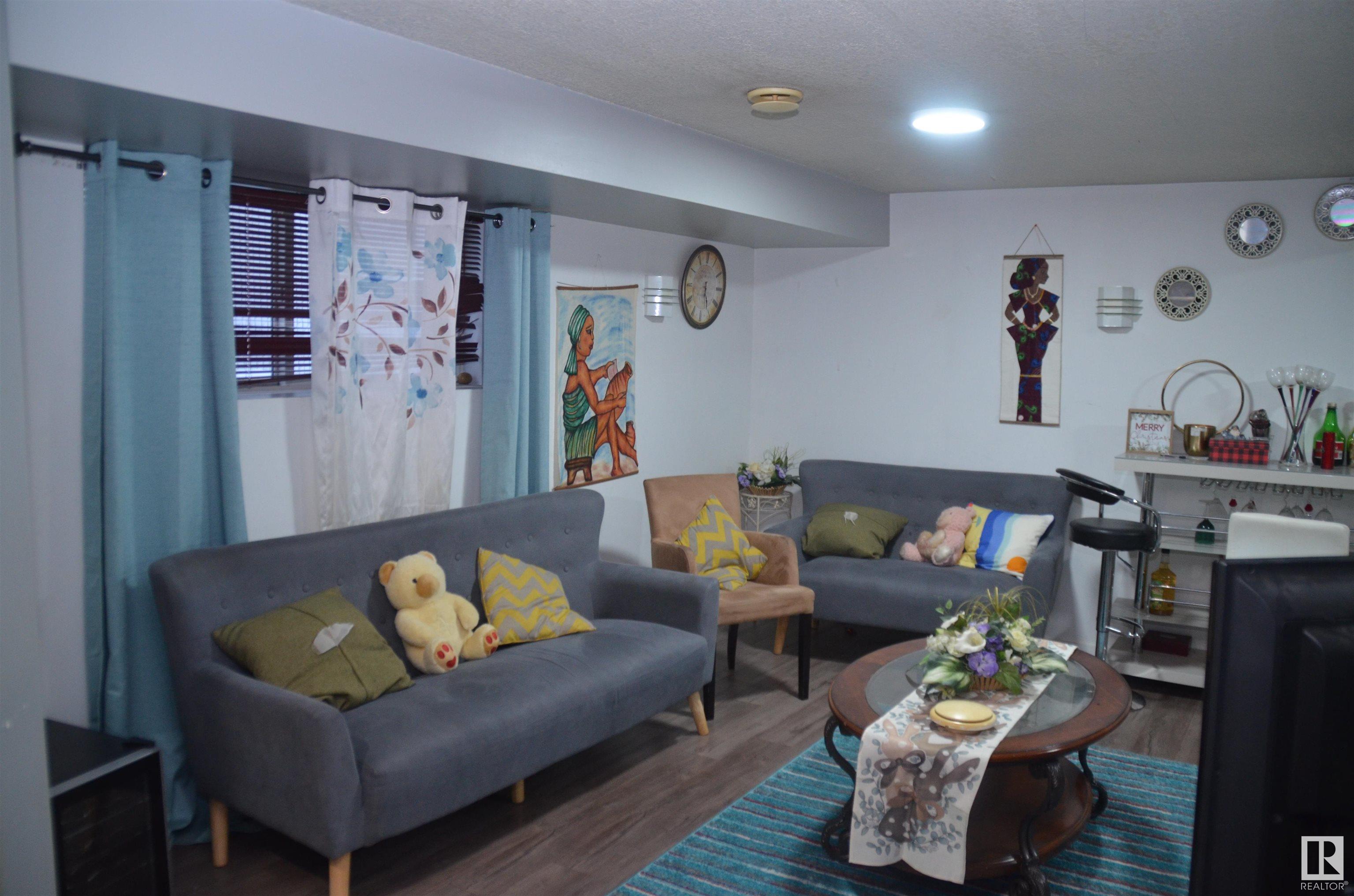      5818 162A AV NW , Edmonton,  ,T5Y 2W2 ;  Listing Number: MLS E4416618