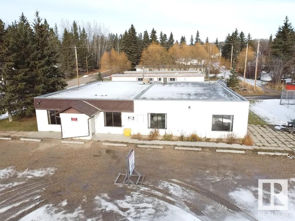      10 2 AV , Winfield,  ,T0C 2X0 ;  Listing Number: MLS E4416622
