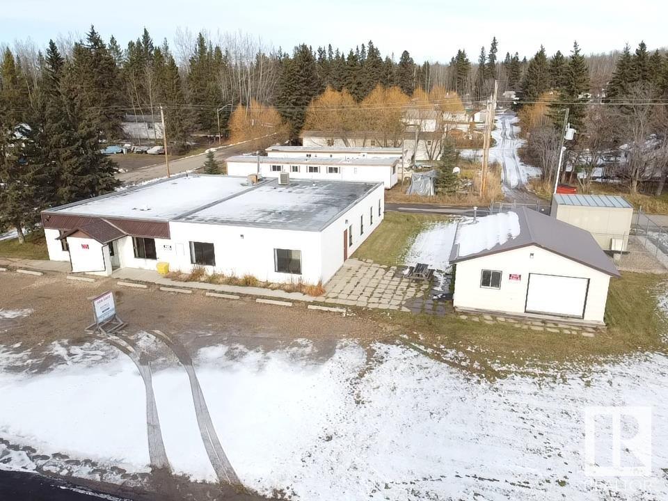      10 2 AV , Winfield,  ,T0C 2X0 ;  Listing Number: MLS E4416622