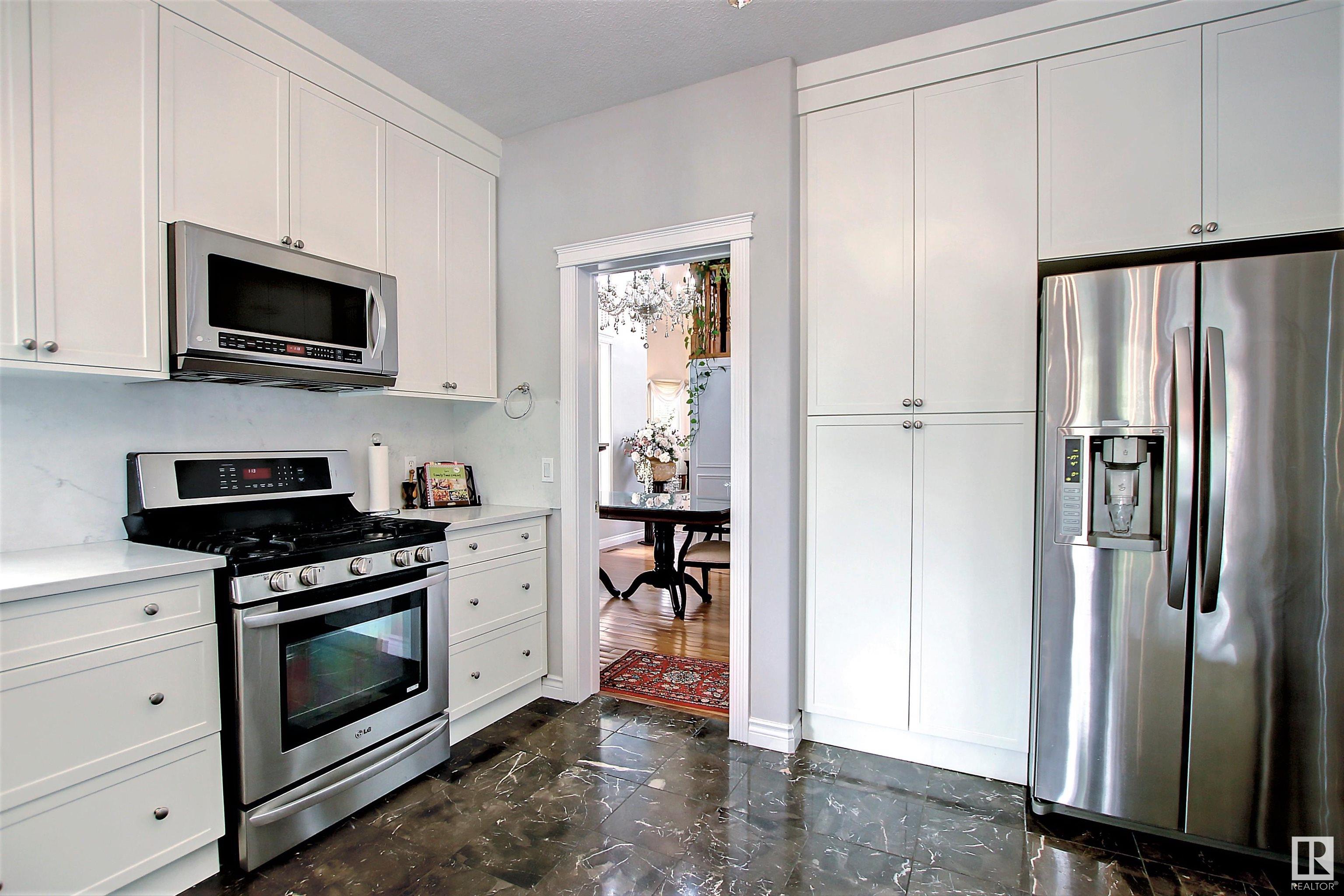      329 HEATH RD NW , Edmonton,  ,T6R 2X4 ;  Listing Number: MLS E4416625
