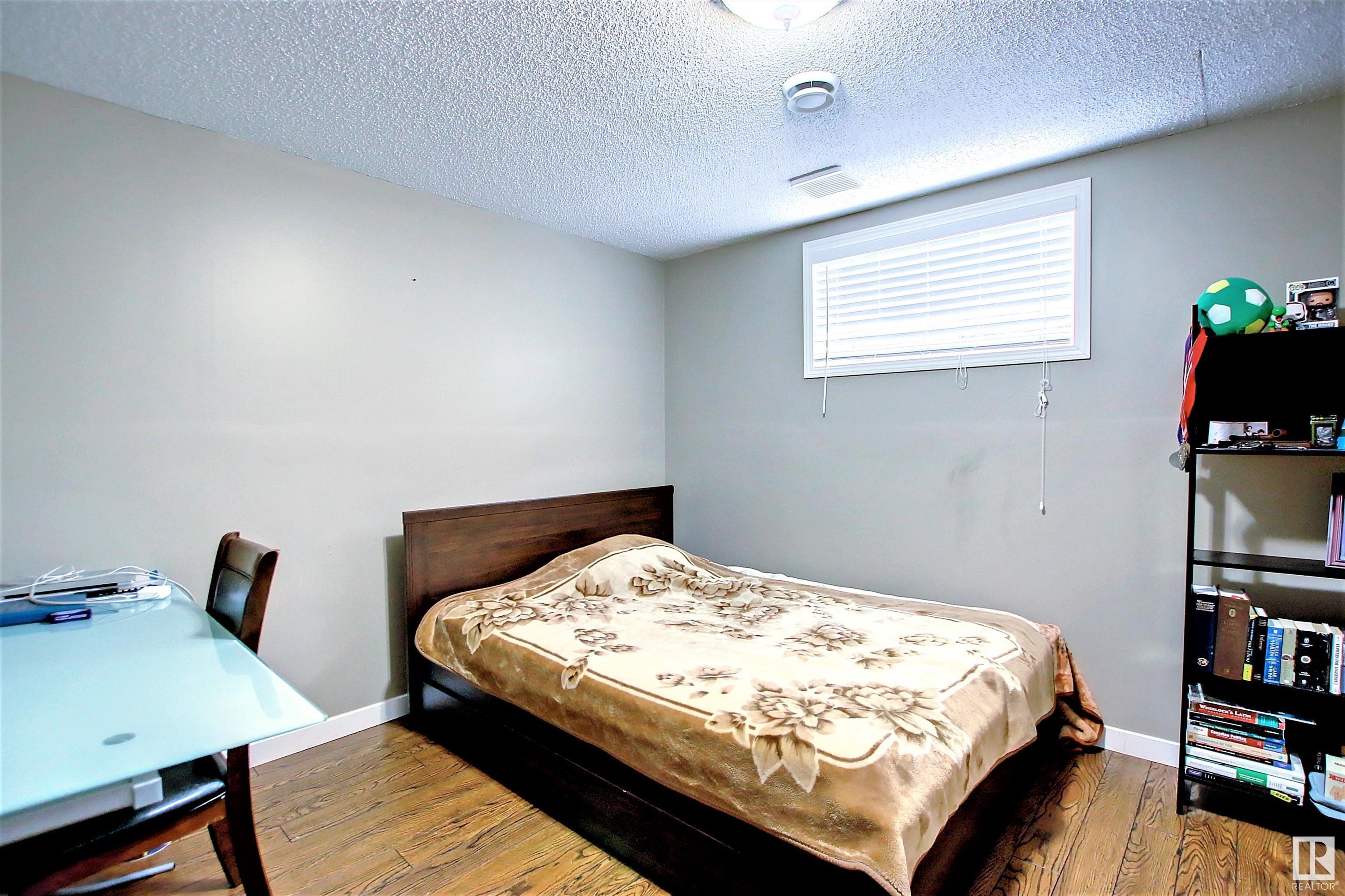      329 HEATH RD NW , Edmonton,  ,T6R 2X4 ;  Listing Number: MLS E4416625
