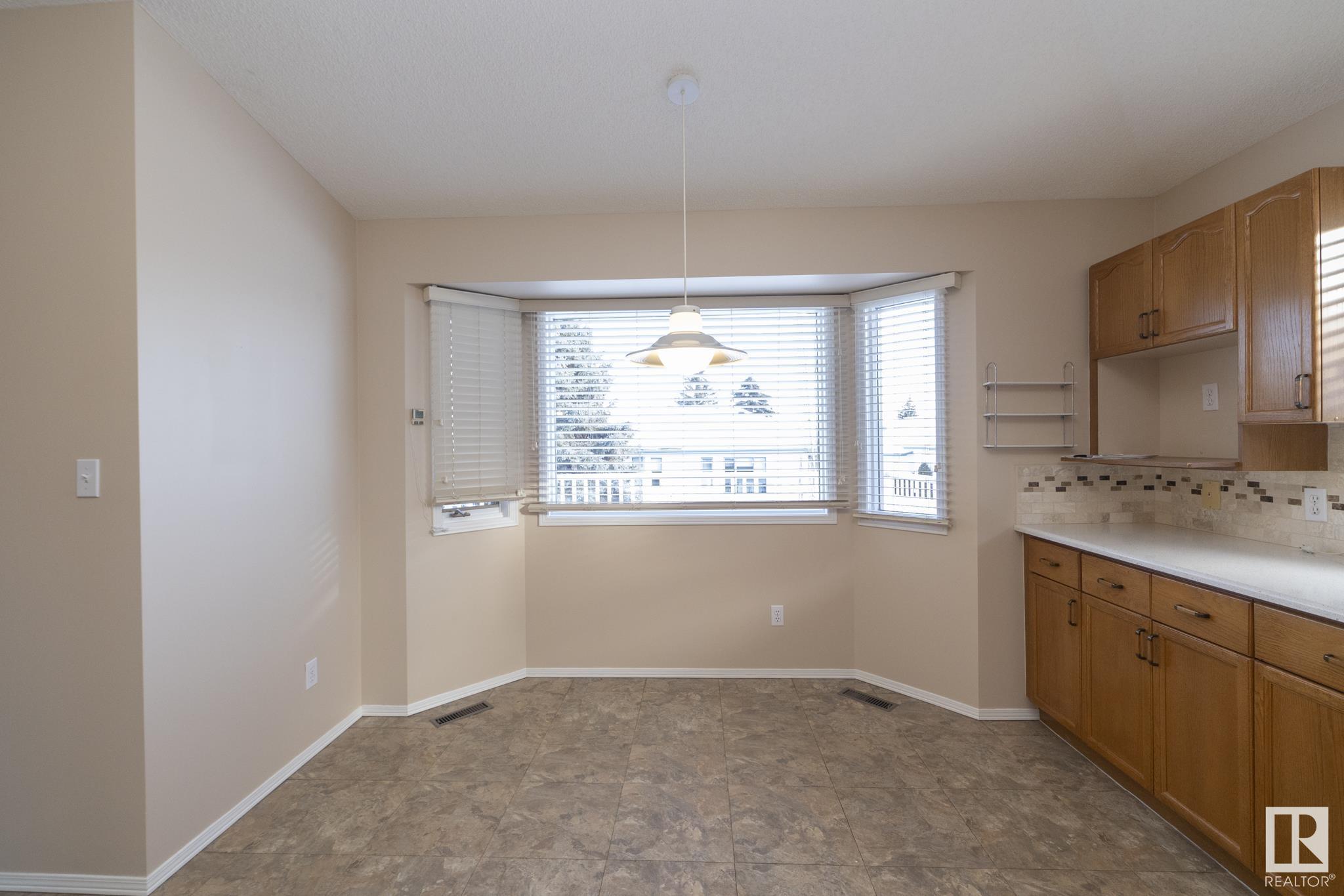      78 HIGHWOOD BA , Devon,  ,T9G 1W7 ;  Listing Number: MLS E4416644