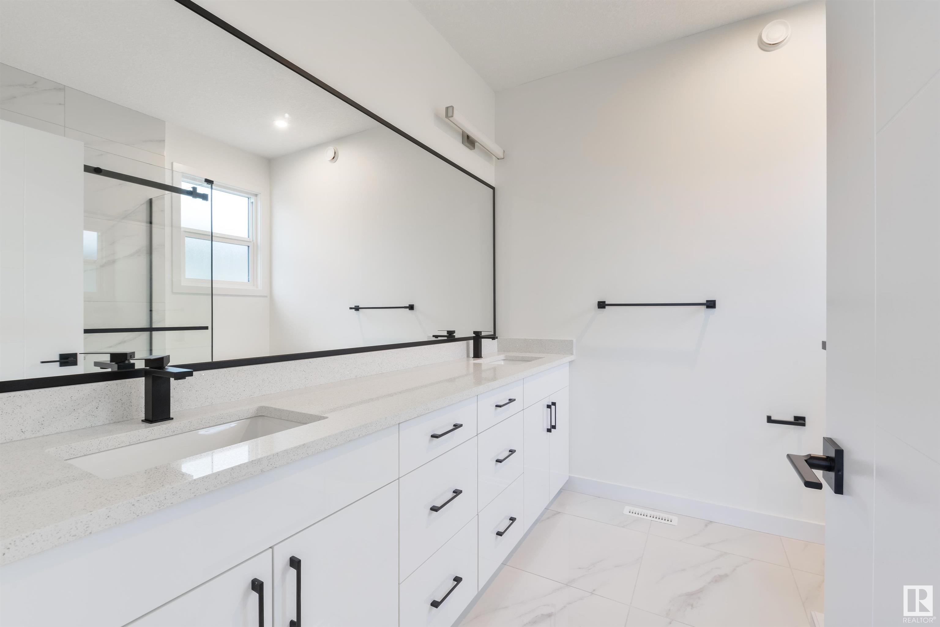      31 PENN PL , Spruce Grove,  ,T7X 2W6 ;  Listing Number: MLS E4416646