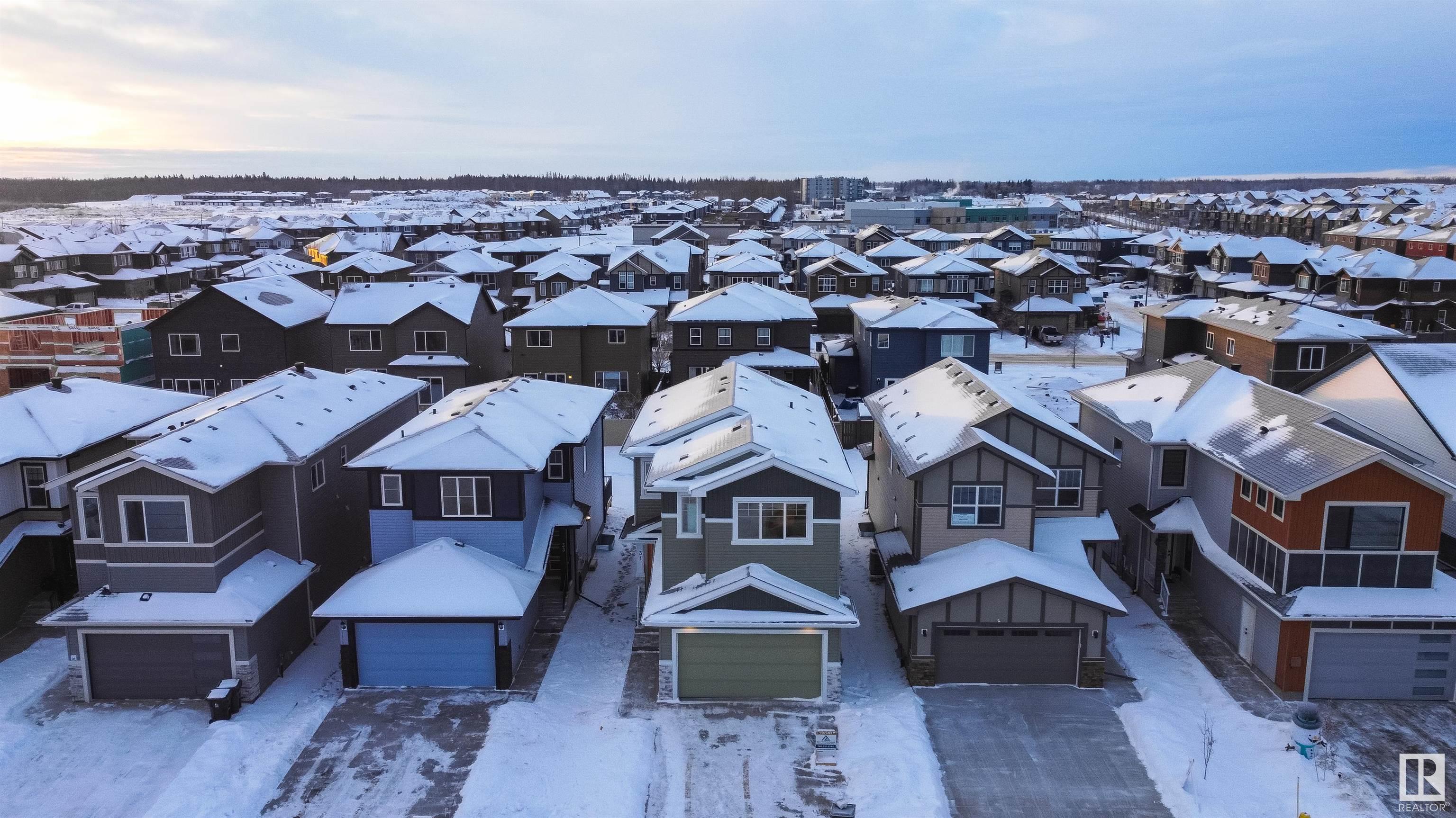      31 PENN PL , Spruce Grove,  ,T7X 2W6 ;  Listing Number: MLS E4416646