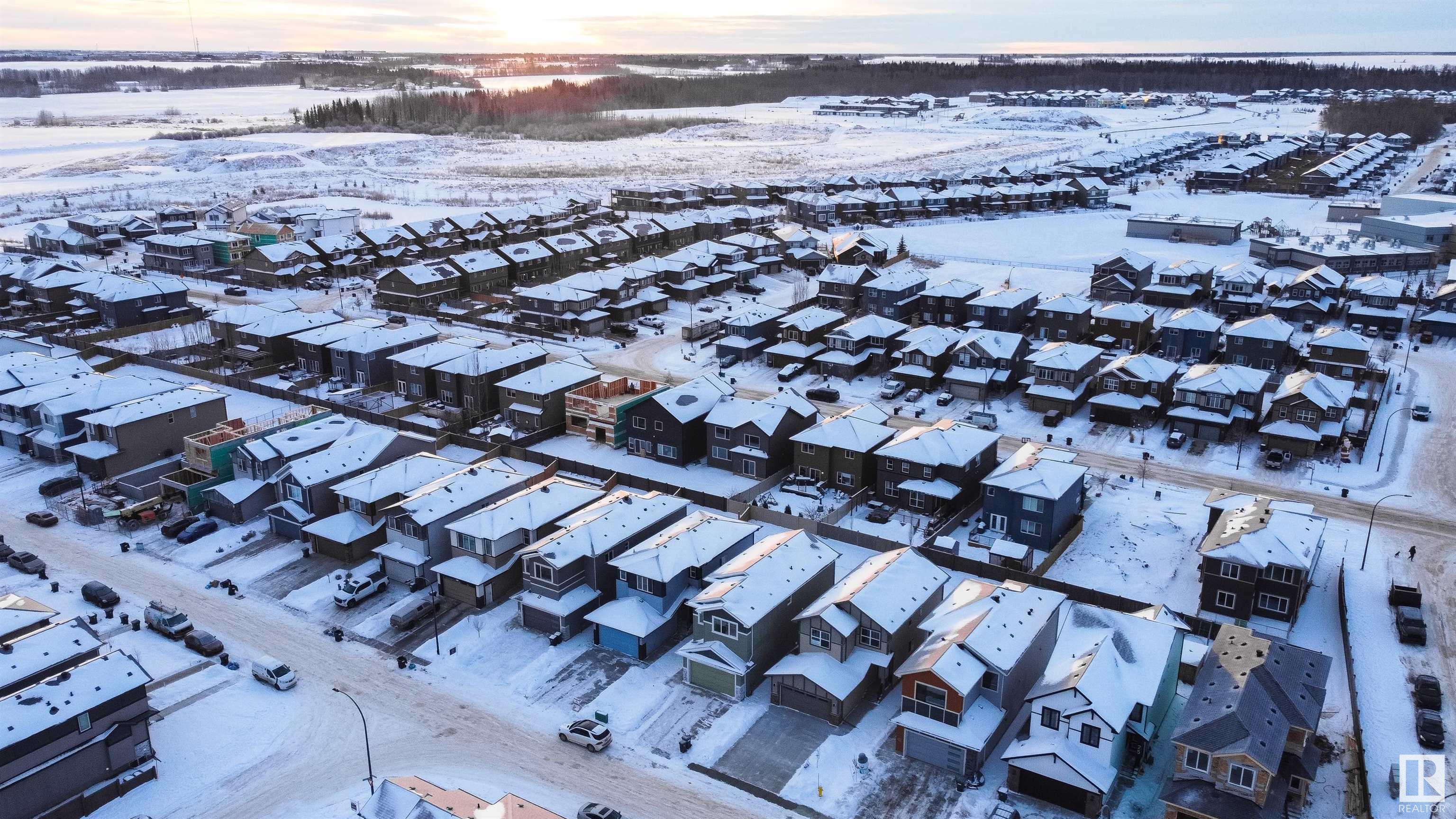      31 PENN PL , Spruce Grove,  ,T7X 2W6 ;  Listing Number: MLS E4416646