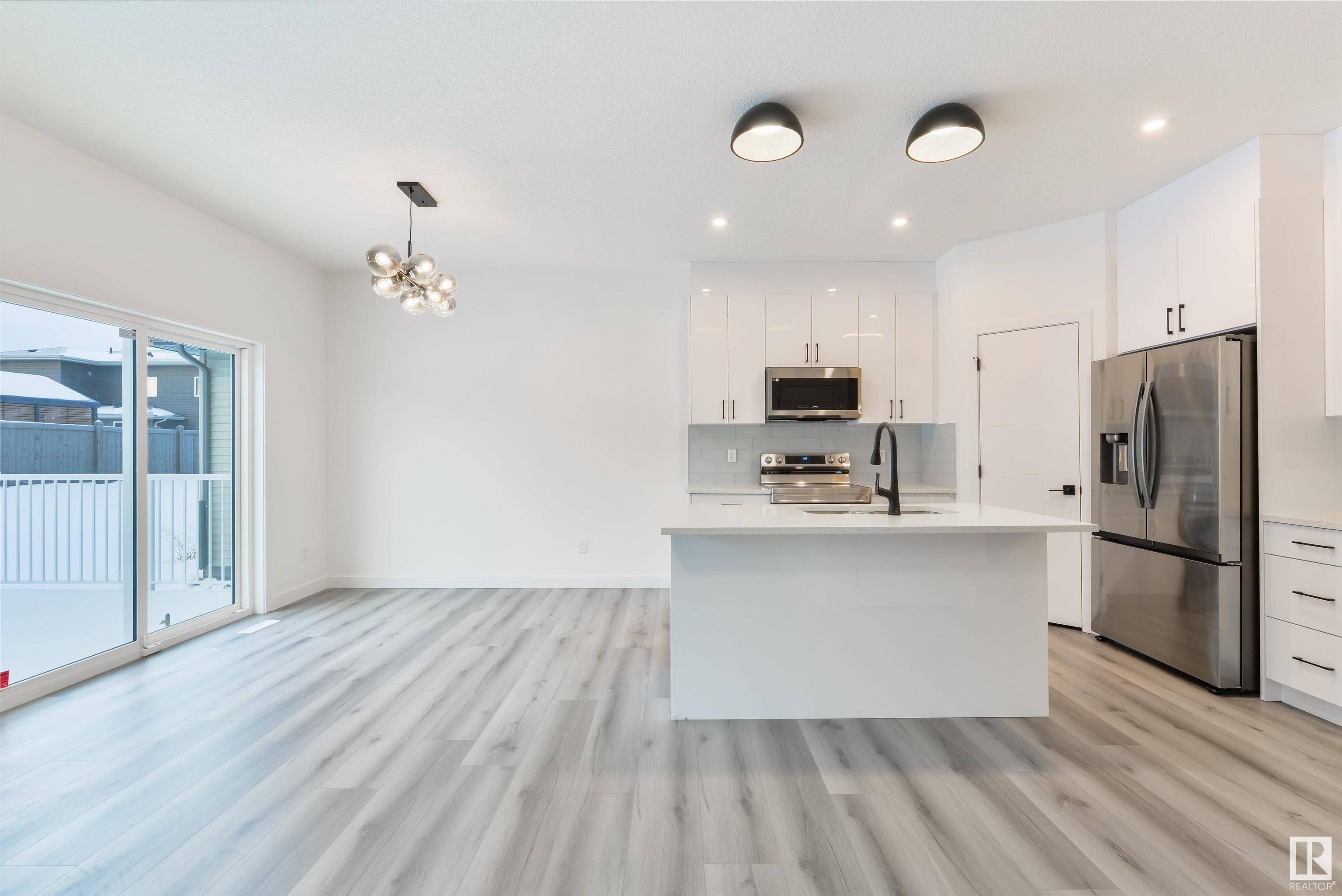     31 PENN PL , Spruce Grove,  ,T7X 2W6 ;  Listing Number: MLS E4416646