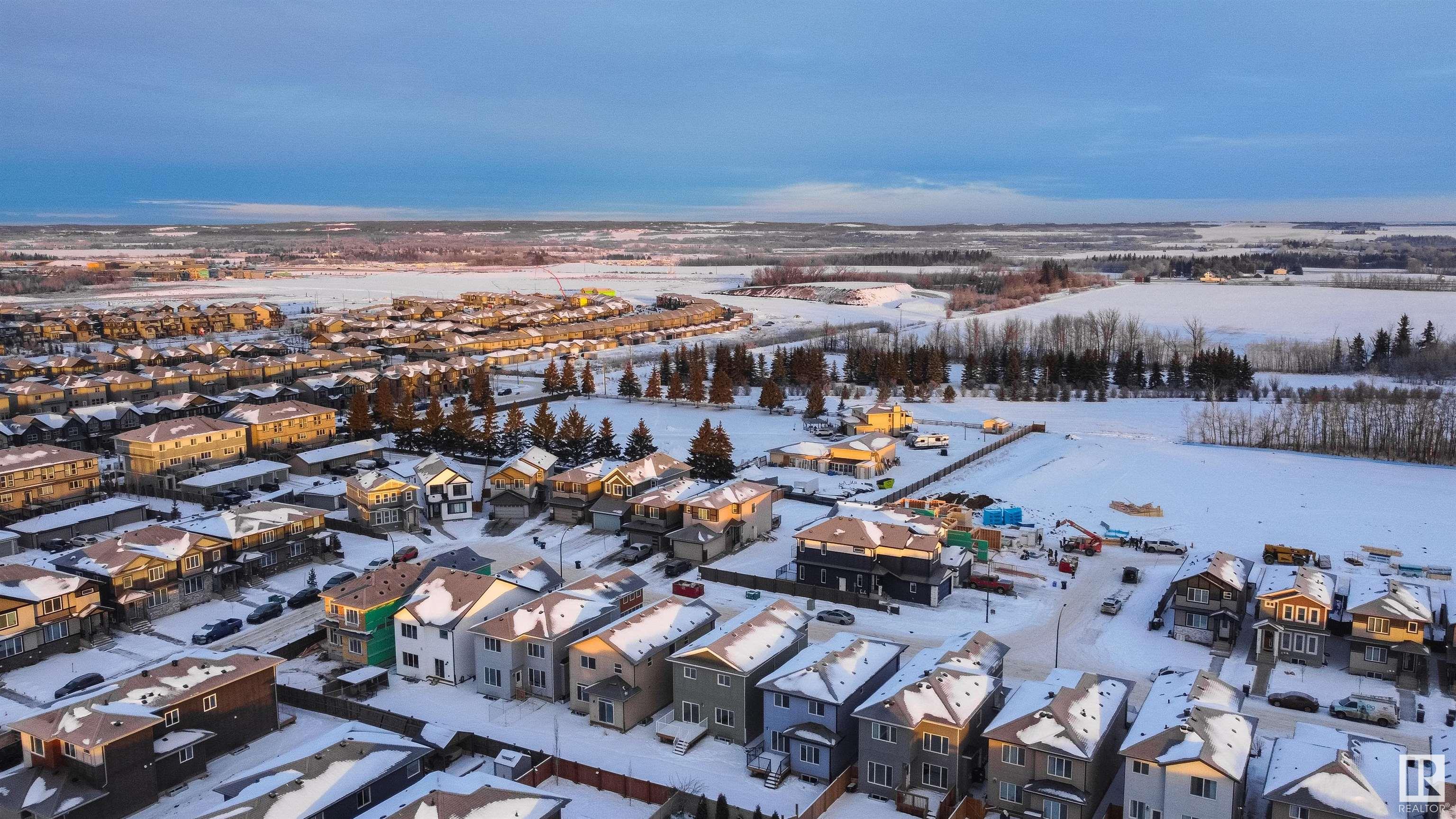      31 PENN PL , Spruce Grove,  ,T7X 2W6 ;  Listing Number: MLS E4416646
