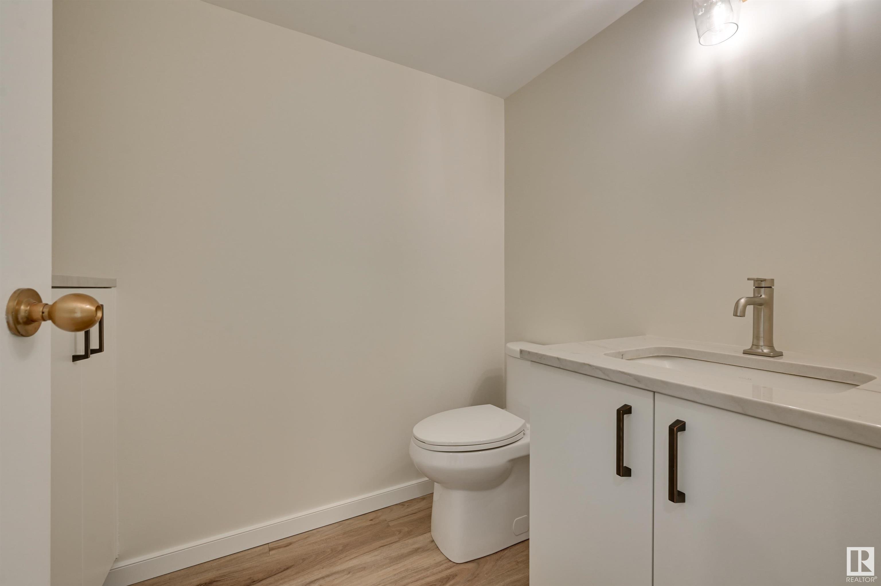     #1 11960 100 AV NW , Edmonton,  ,T5K 0K5 ;  Listing Number: MLS E4416665