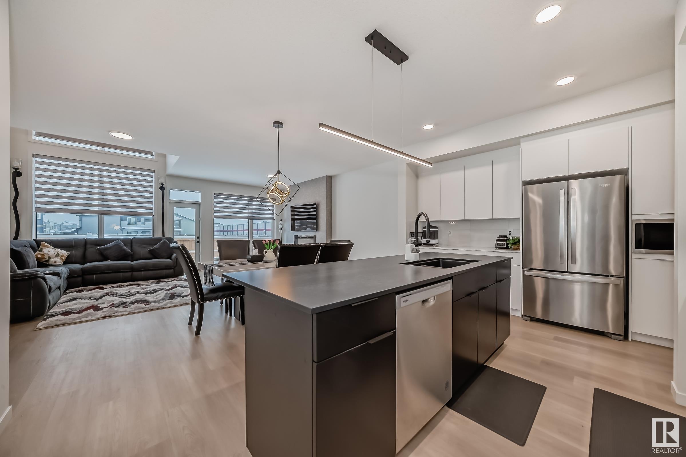      412 33 Street SW SW , Edmonton,  ,T6X 3C9 ;  Listing Number: MLS E4416671