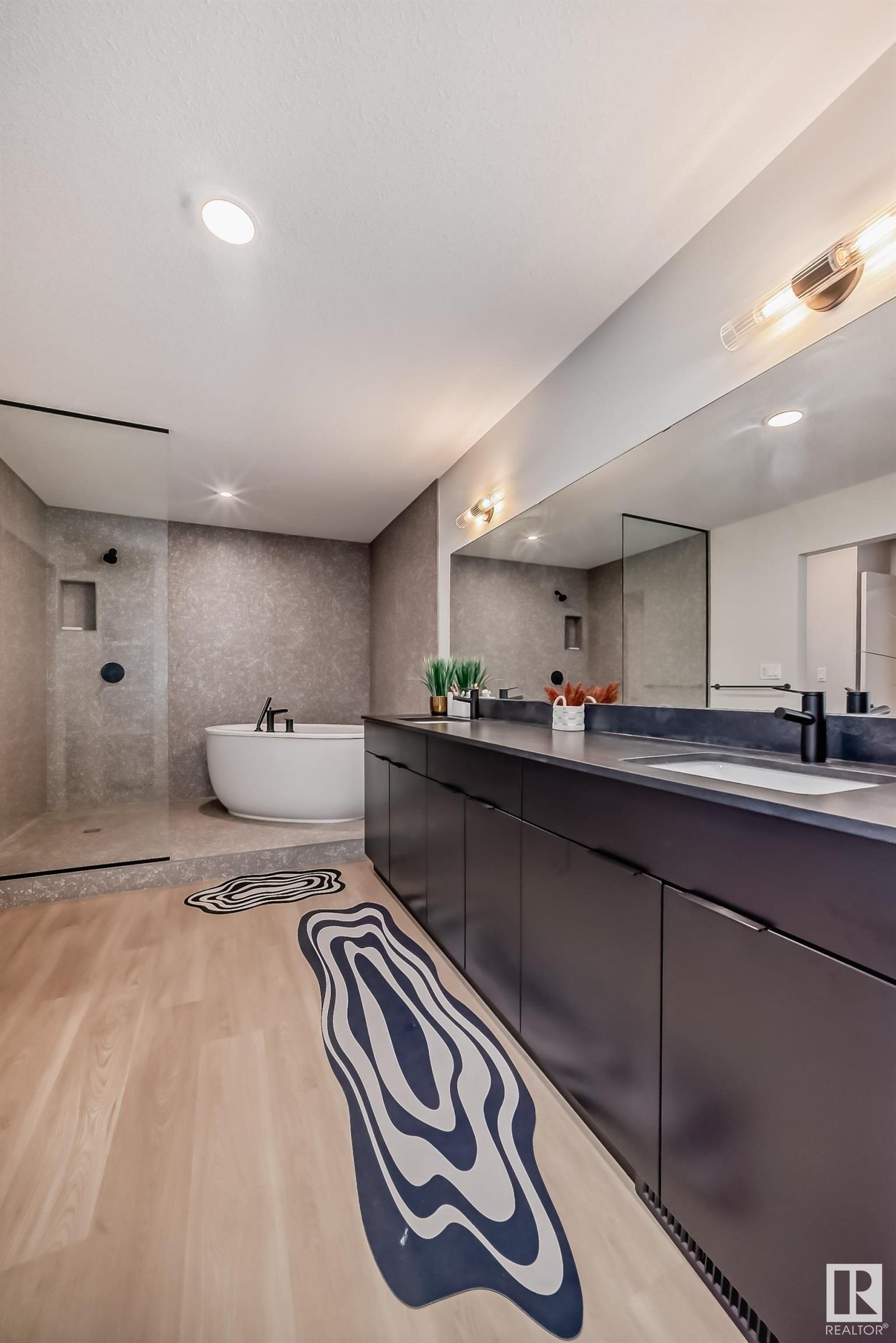      412 33 Street SW SW , Edmonton,  ,T6X 3C9 ;  Listing Number: MLS E4416671