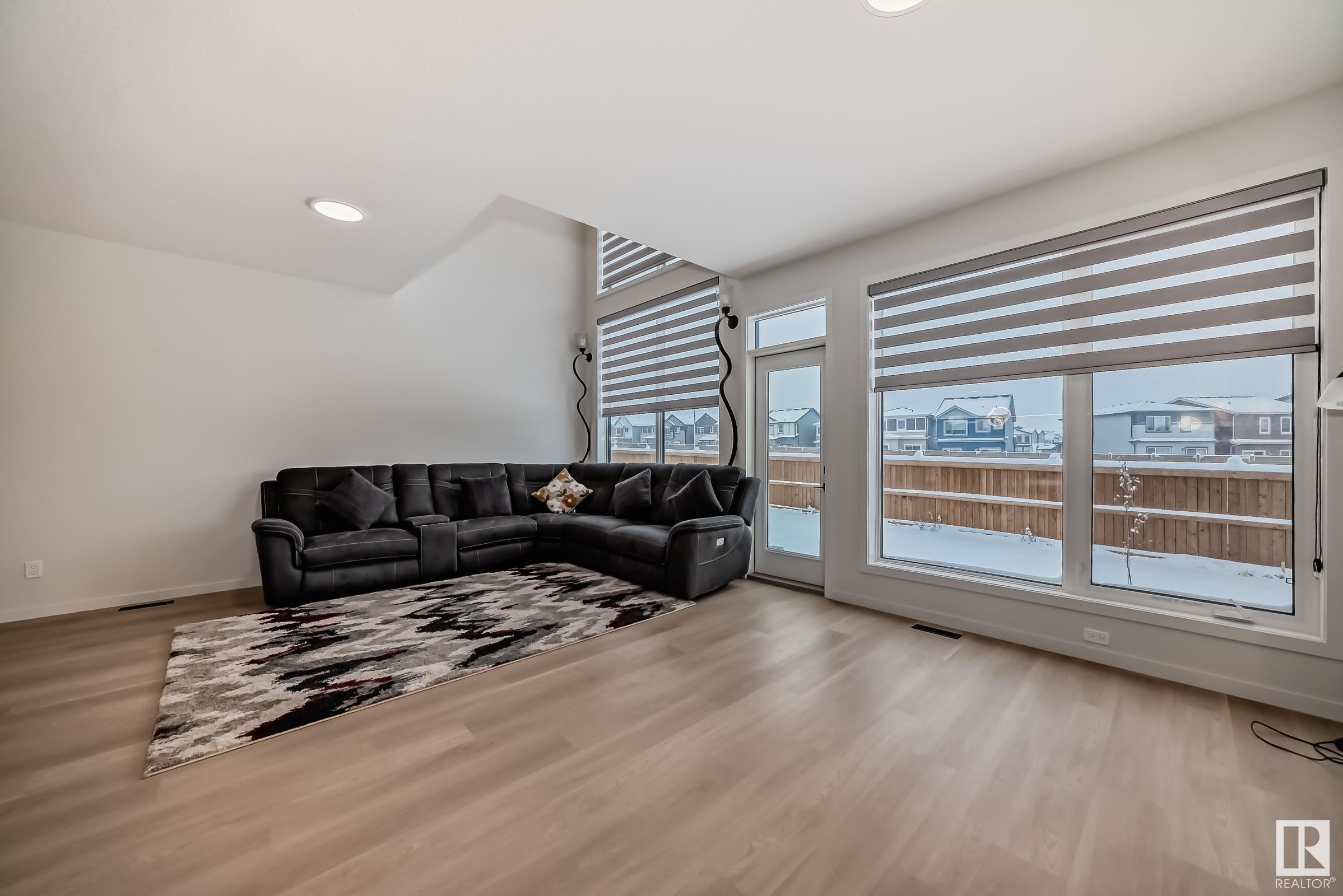      412 33 Street SW SW , Edmonton,  ,T6X 3C9 ;  Listing Number: MLS E4416671