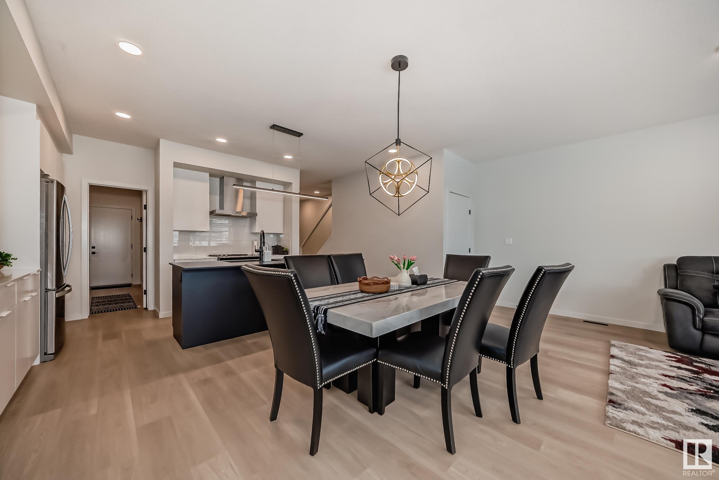      412 33 Street SW SW , Edmonton,  ,T6X 3C9 ;  Listing Number: MLS E4416671