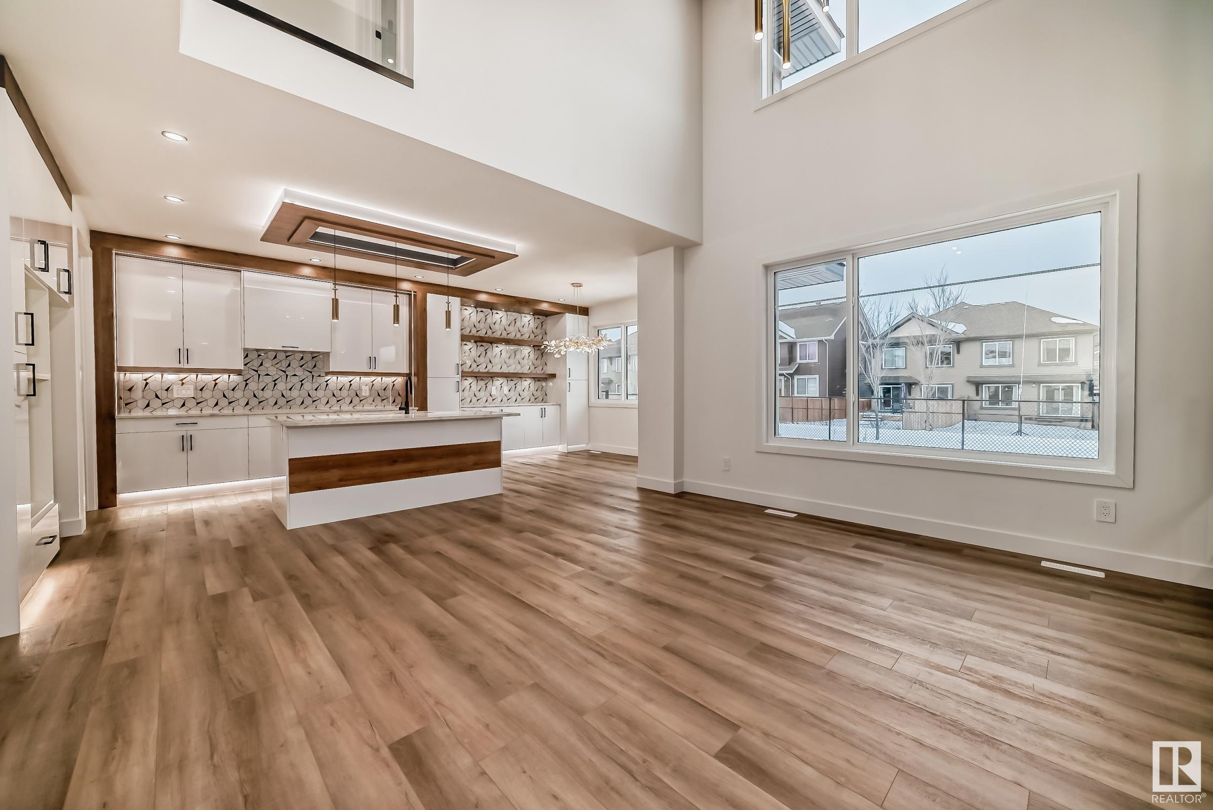      8429 MAYDAY LINK LI SW , Edmonton,  ,T6X 3G1 ;  Listing Number: MLS E4416685