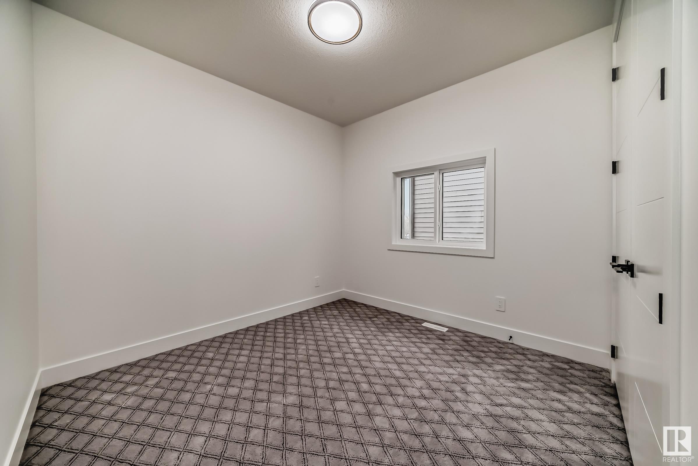      8429 MAYDAY LINK LI SW , Edmonton,  ,T6X 3G1 ;  Listing Number: MLS E4416685