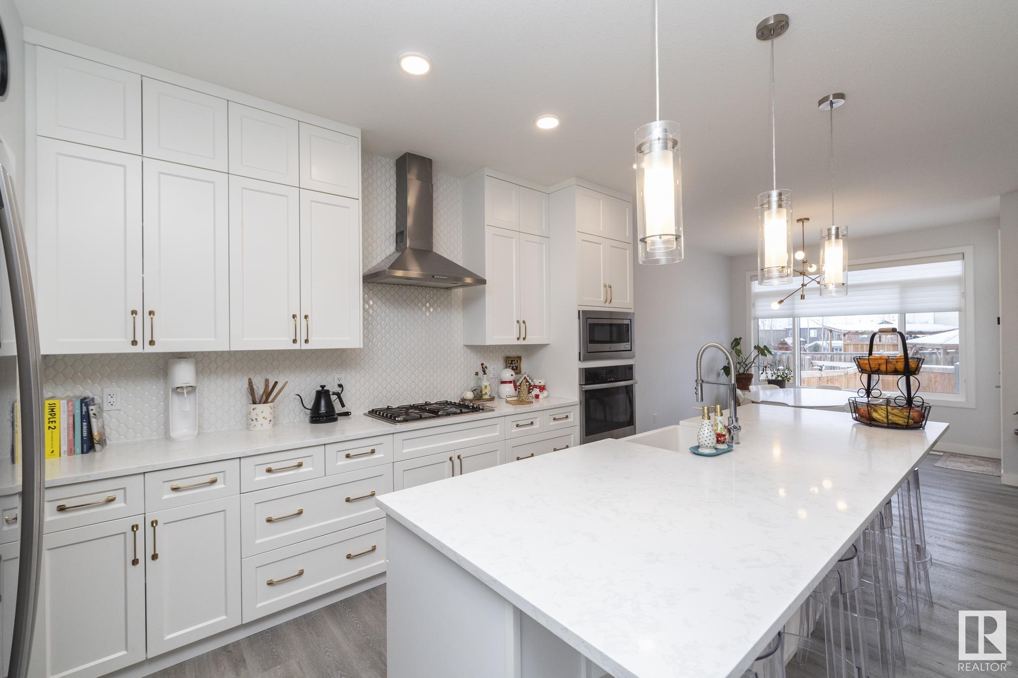      3247 Parker LO SW , Edmonton,  ,T6W 4R8 ;  Listing Number: MLS E4416696