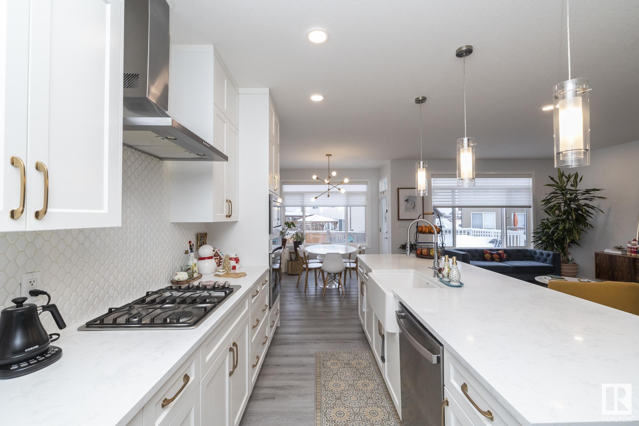      3247 Parker LO SW , Edmonton,  ,T6W 4R8 ;  Listing Number: MLS E4416696