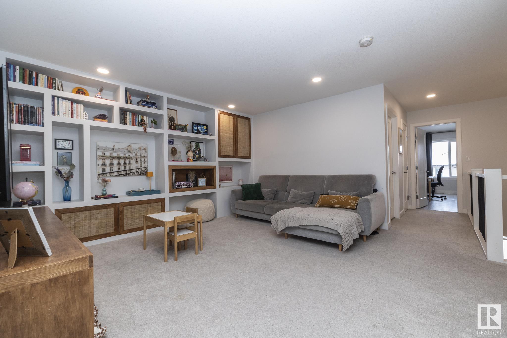      3247 Parker LO SW , Edmonton,  ,T6W 4R8 ;  Listing Number: MLS E4416696