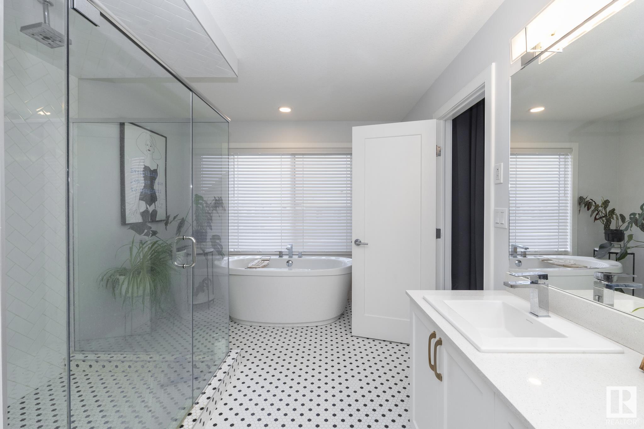      3247 Parker LO SW , Edmonton,  ,T6W 4R8 ;  Listing Number: MLS E4416696