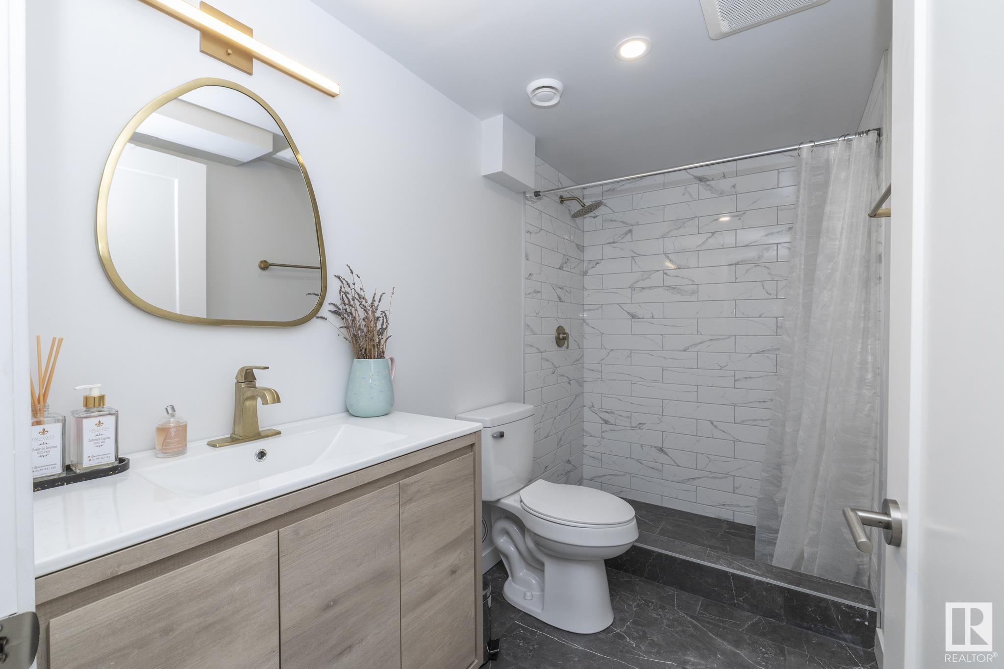      3247 Parker LO SW , Edmonton,  ,T6W 4R8 ;  Listing Number: MLS E4416696