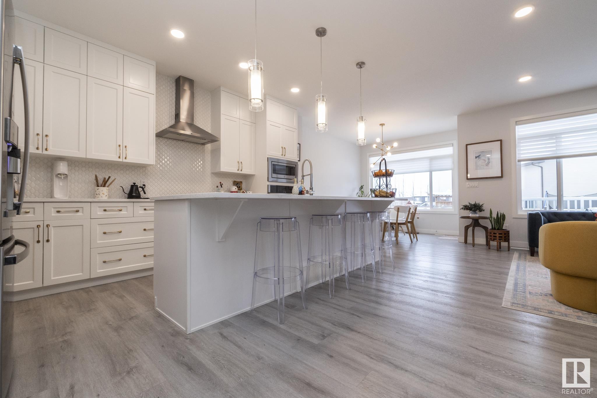      3247 Parker LO SW , Edmonton,  ,T6W 4R8 ;  Listing Number: MLS E4416696