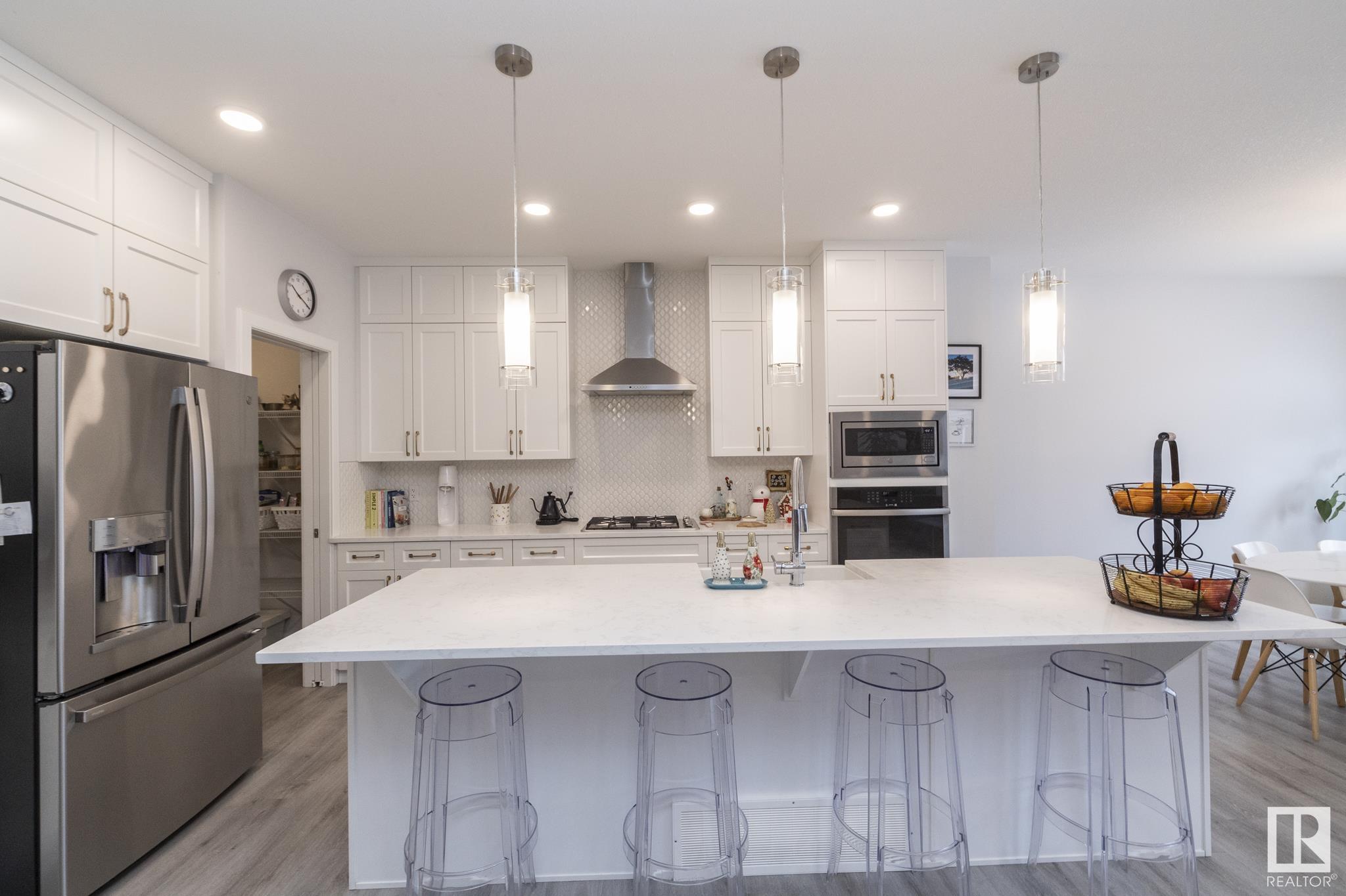      3247 Parker LO SW , Edmonton,  ,T6W 4R8 ;  Listing Number: MLS E4416696