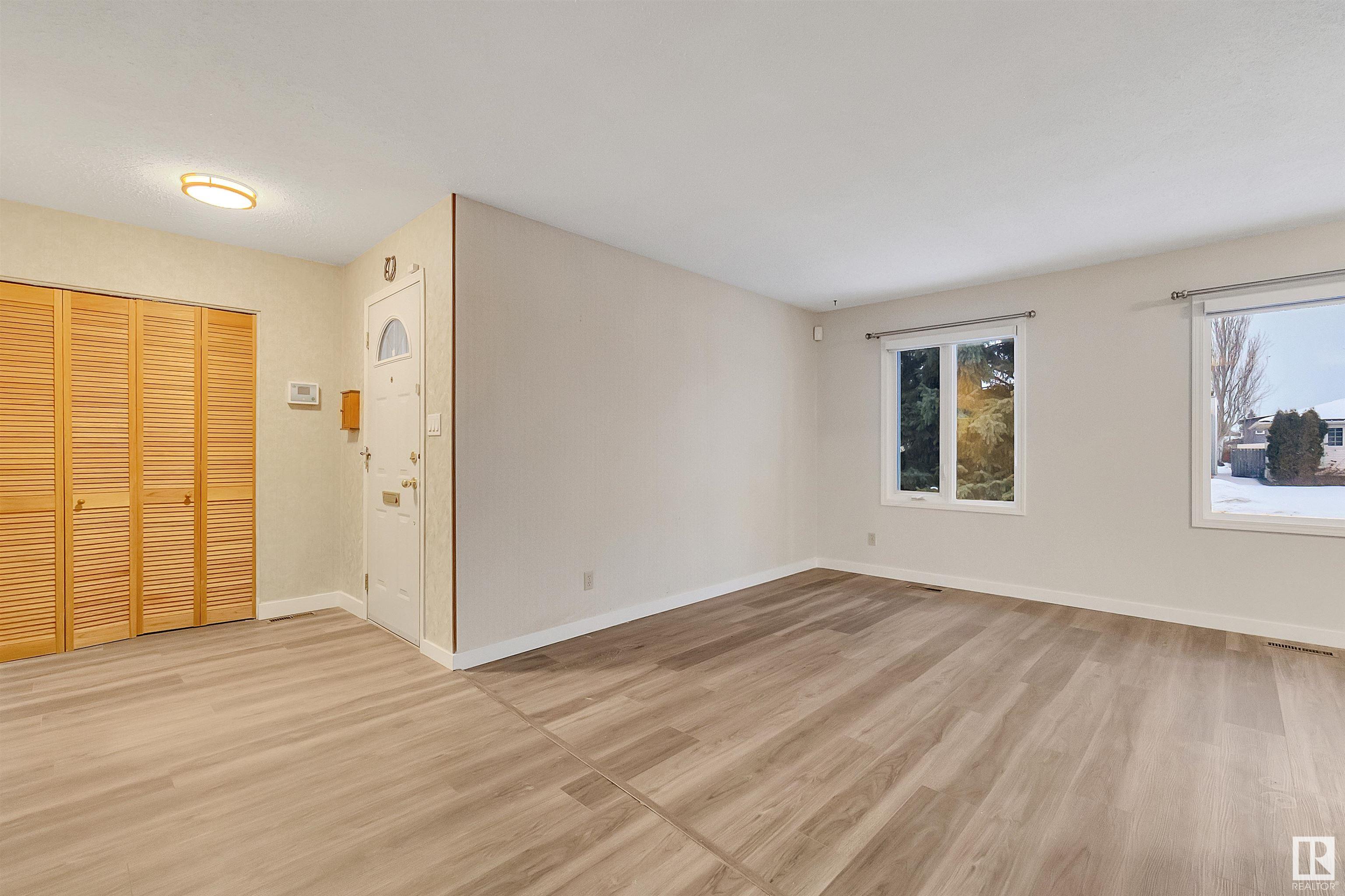      6807 12 AV NW , Edmonton,  ,T6K 3J6 ;  Listing Number: MLS E4416700