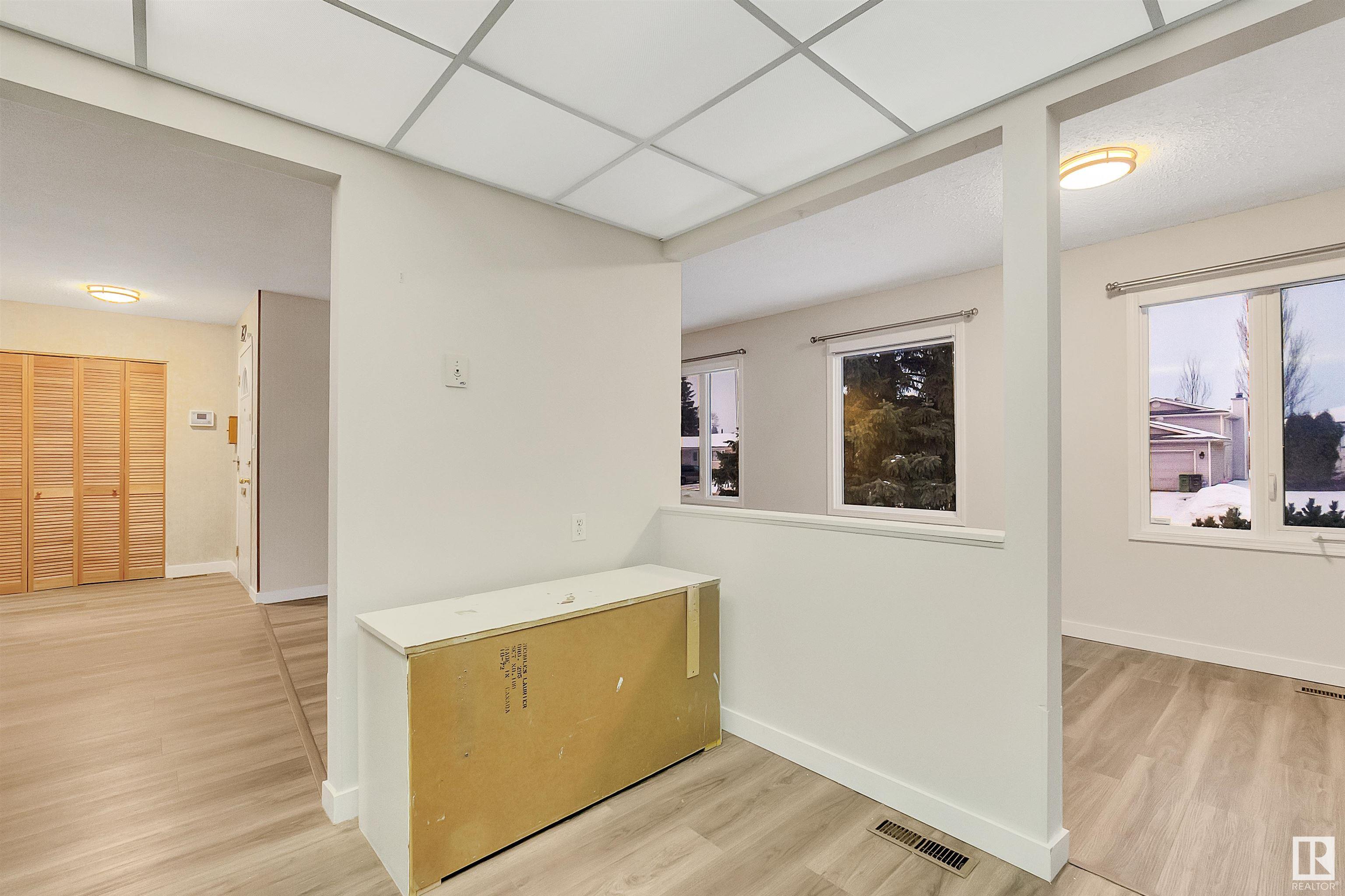      6807 12 AV NW , Edmonton,  ,T6K 3J6 ;  Listing Number: MLS E4416700