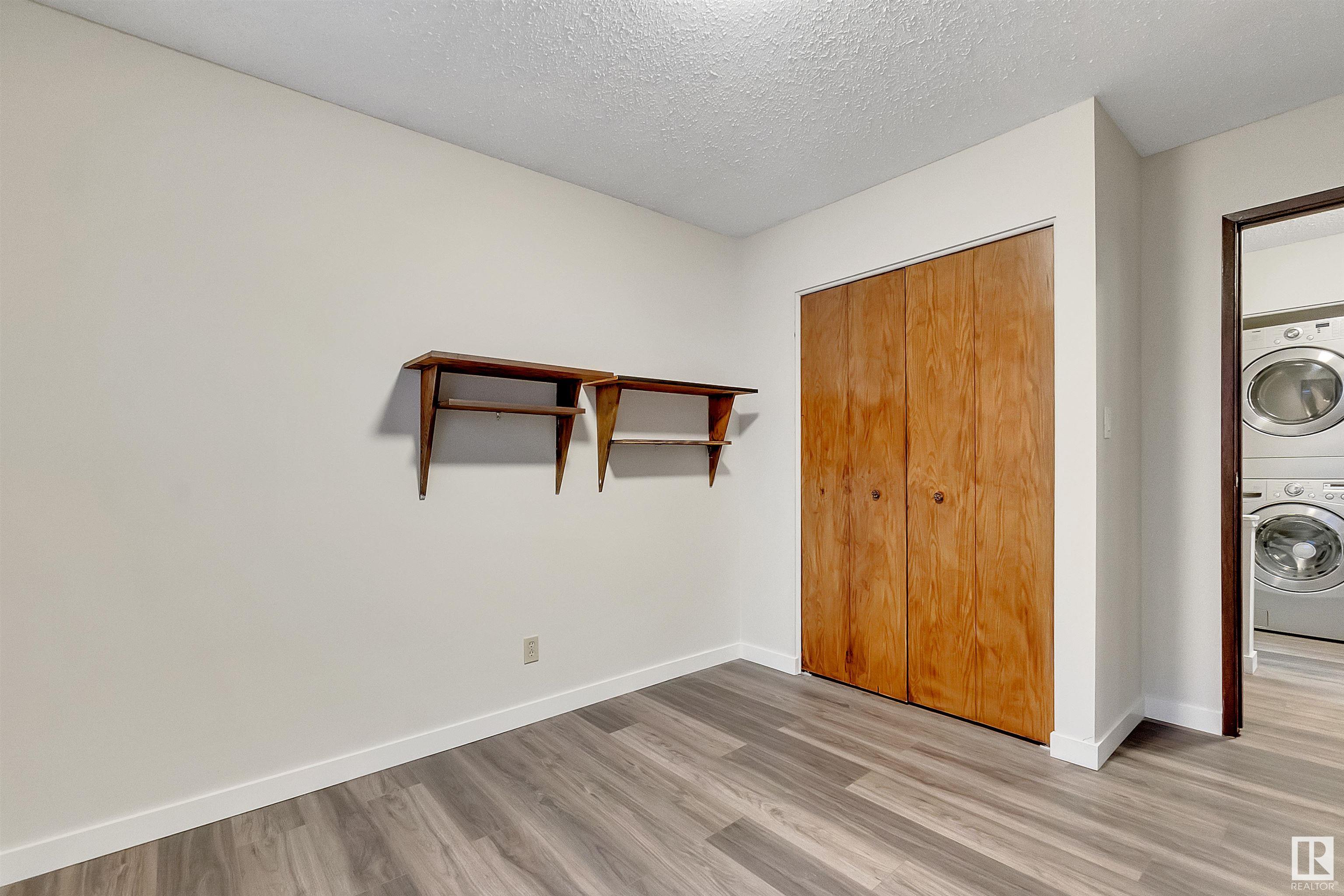      6807 12 AV NW , Edmonton,  ,T6K 3J6 ;  Listing Number: MLS E4416700
