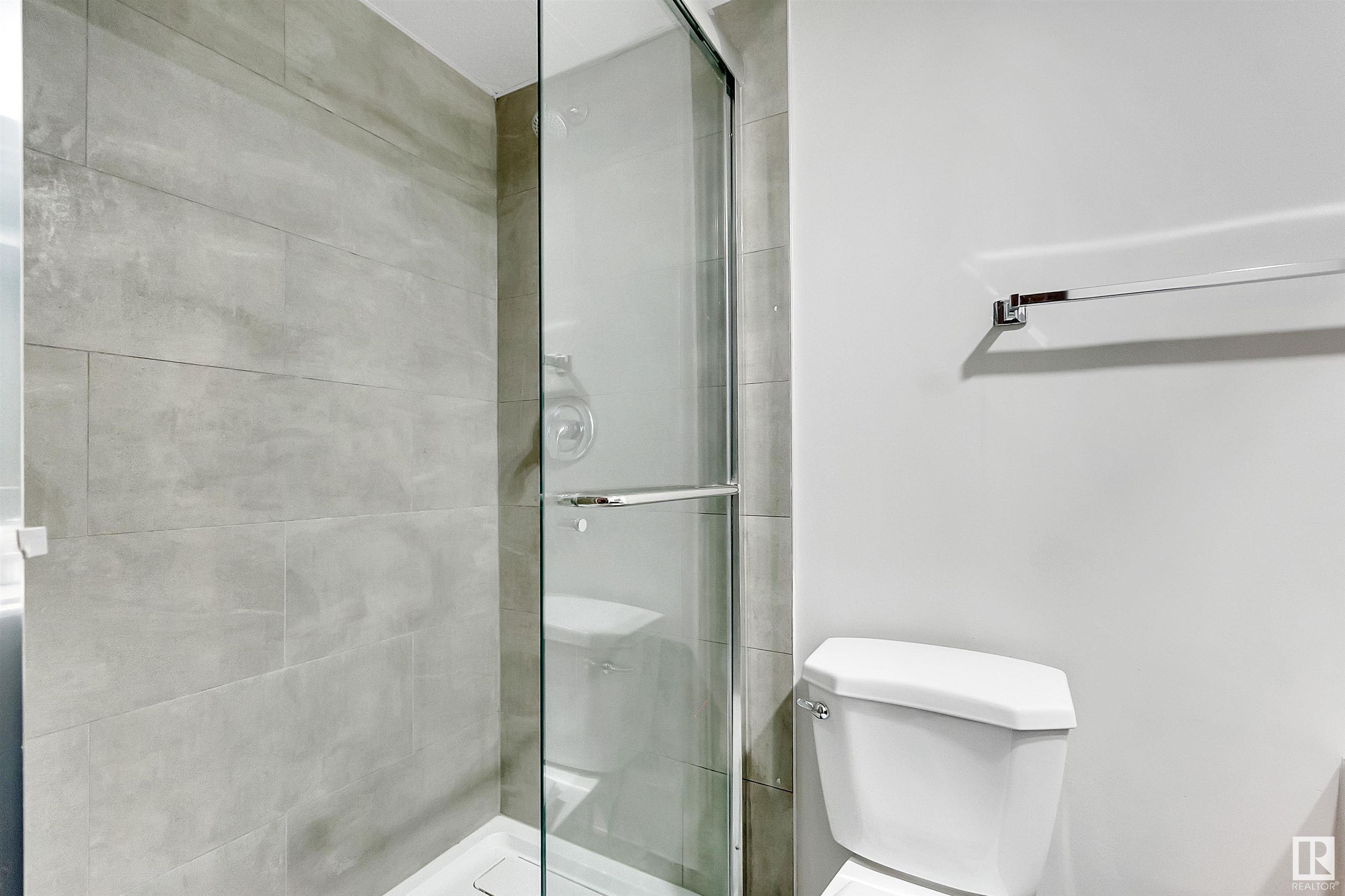      6807 12 AV NW , Edmonton,  ,T6K 3J6 ;  Listing Number: MLS E4416700