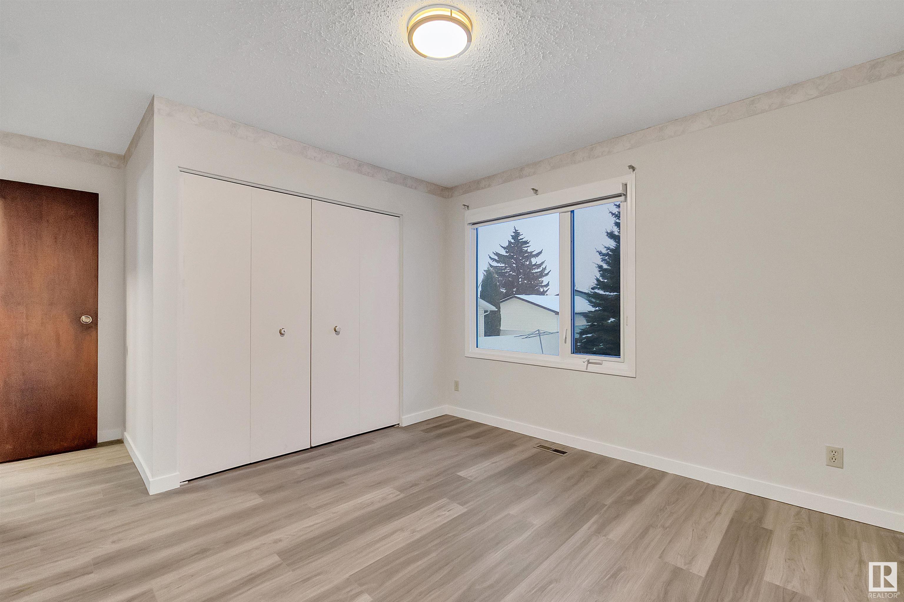      6807 12 AV NW , Edmonton,  ,T6K 3J6 ;  Listing Number: MLS E4416700